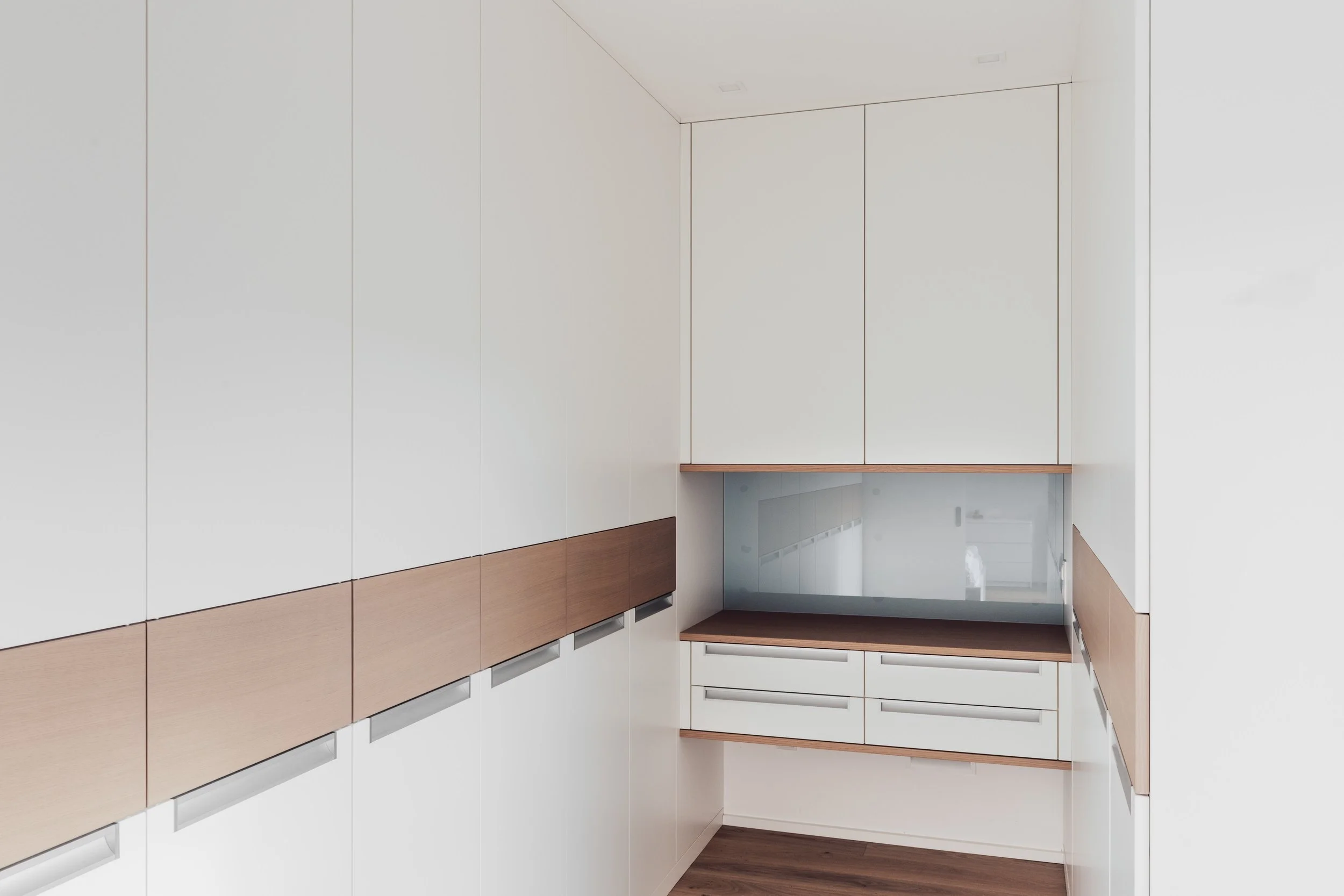 Laforma_interior_by_felixwerinos_199.jpg