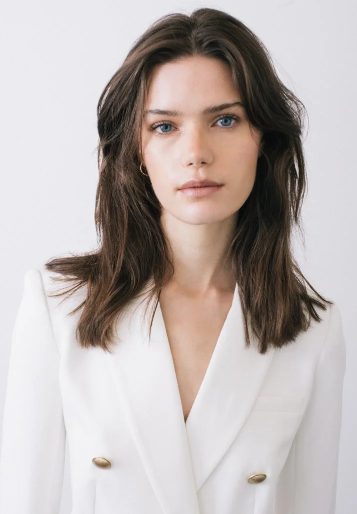 Woman_Fashion_Portrait_0H5A1426-cr_8.jpg