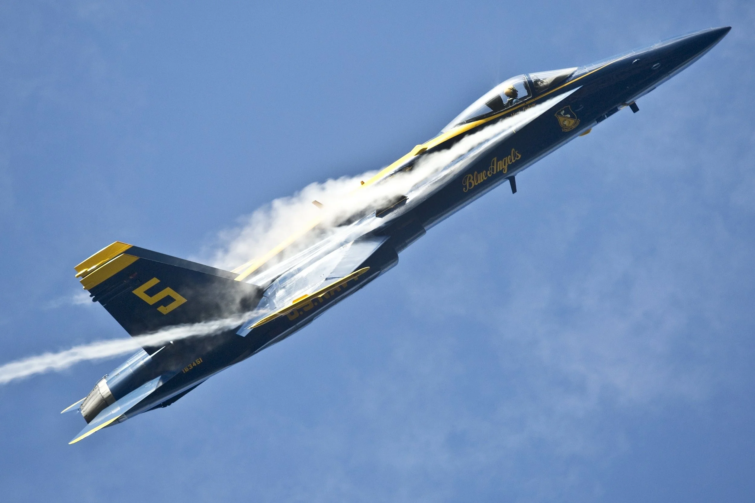 aerobatics-air-air-force-264416.jpg