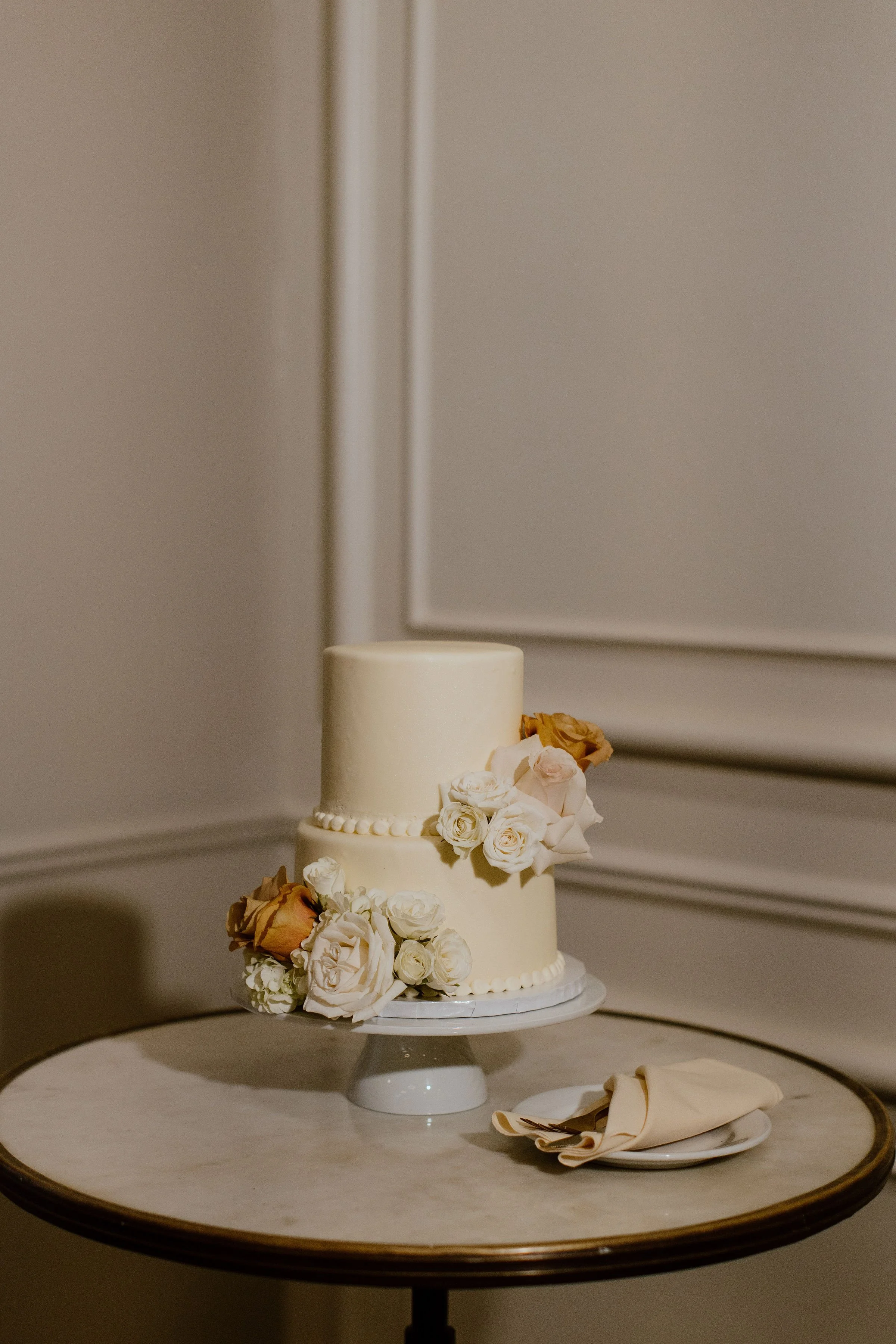 VuWeddingMoSchultzPhotography0923.jpg