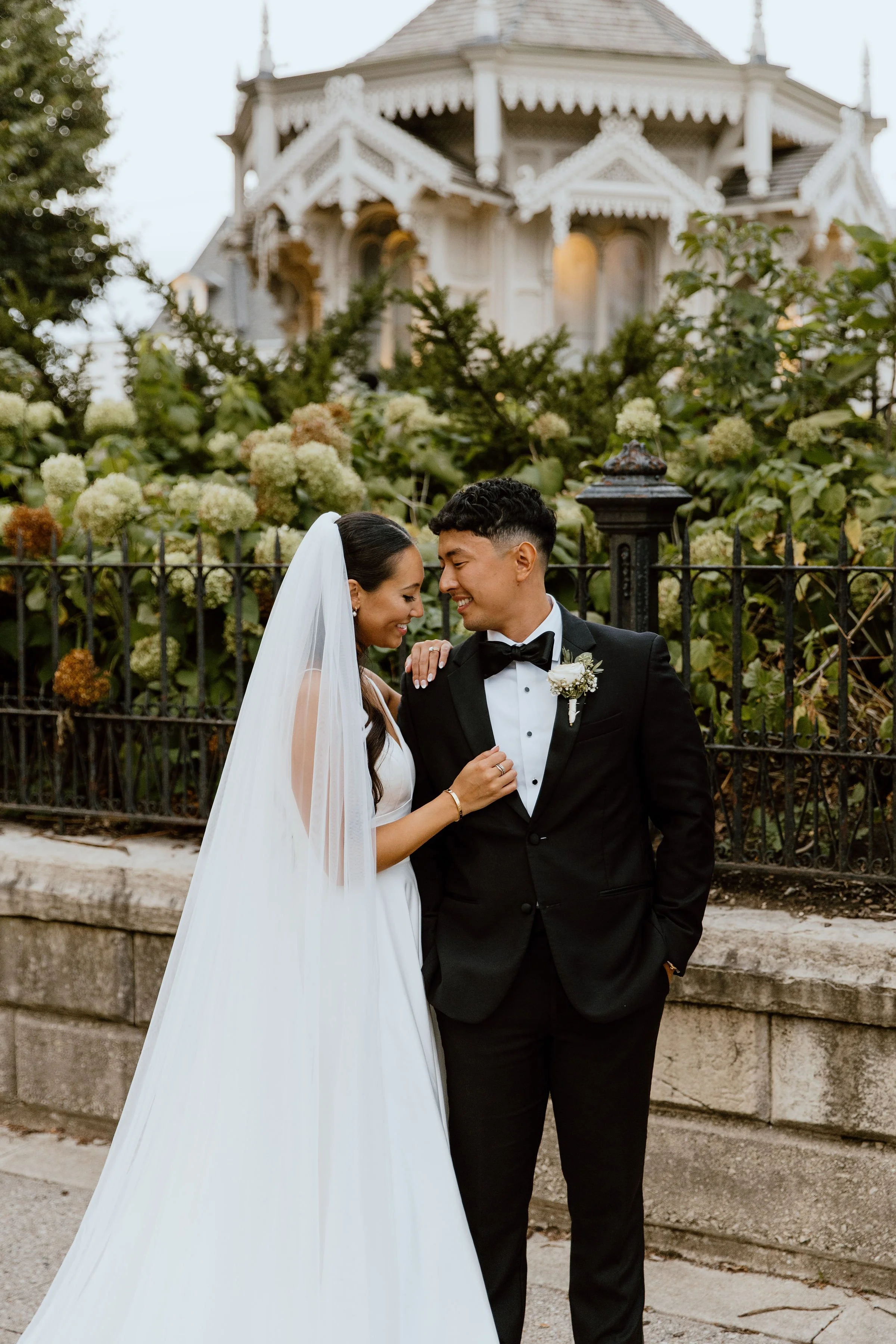 VuWeddingMoSchultzPhotography0825.jpg
