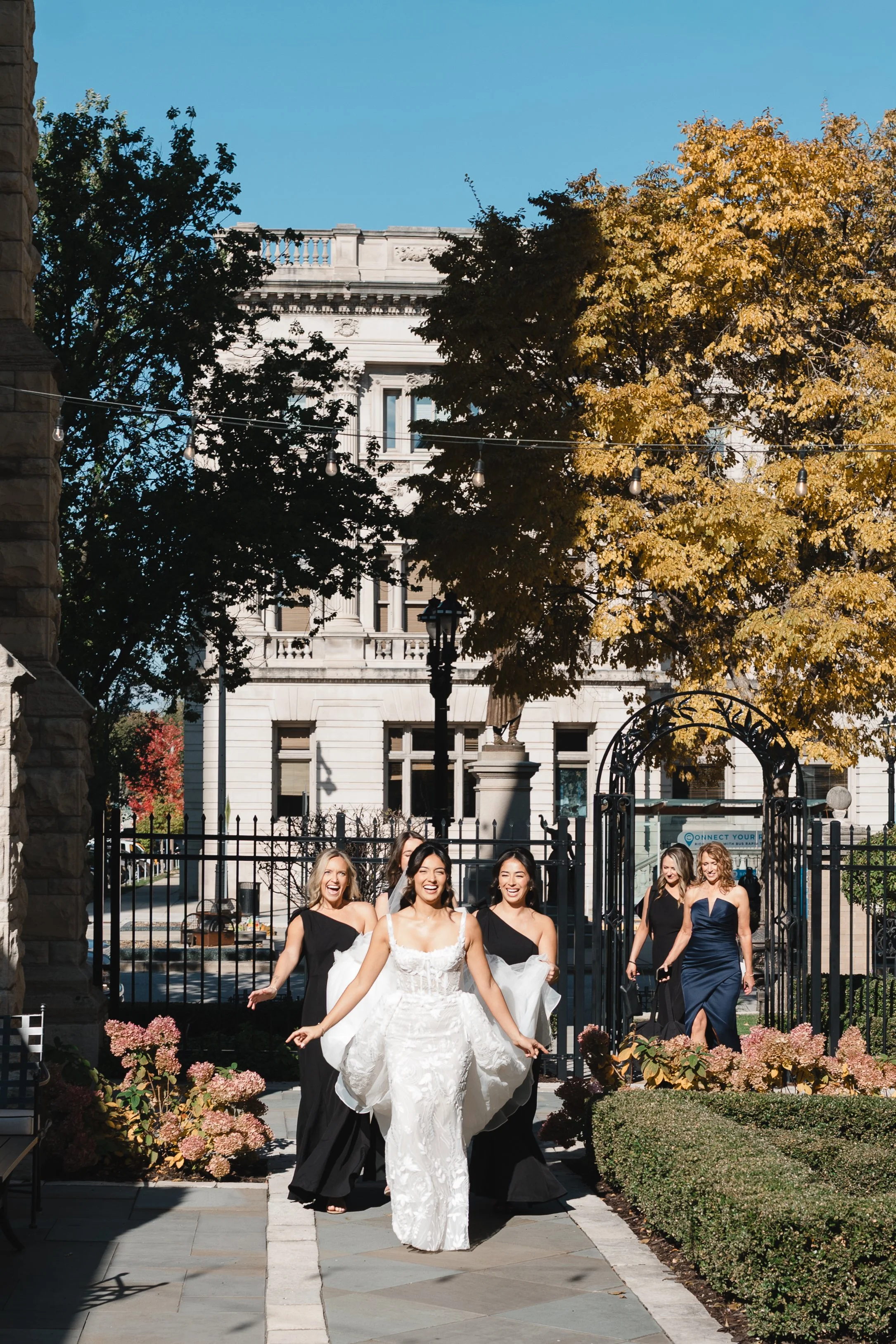 EmmaSchliePhotography-BridalParty-004 (1).jpg