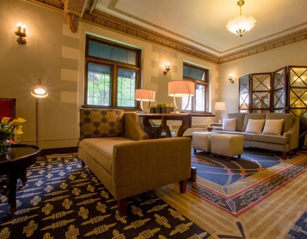 plaza hotel milwaukee.jpeg