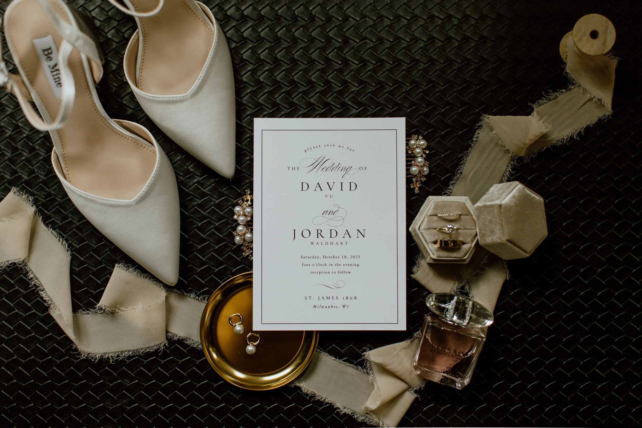 VuWeddingMoSchultzPhotography0001.jpg