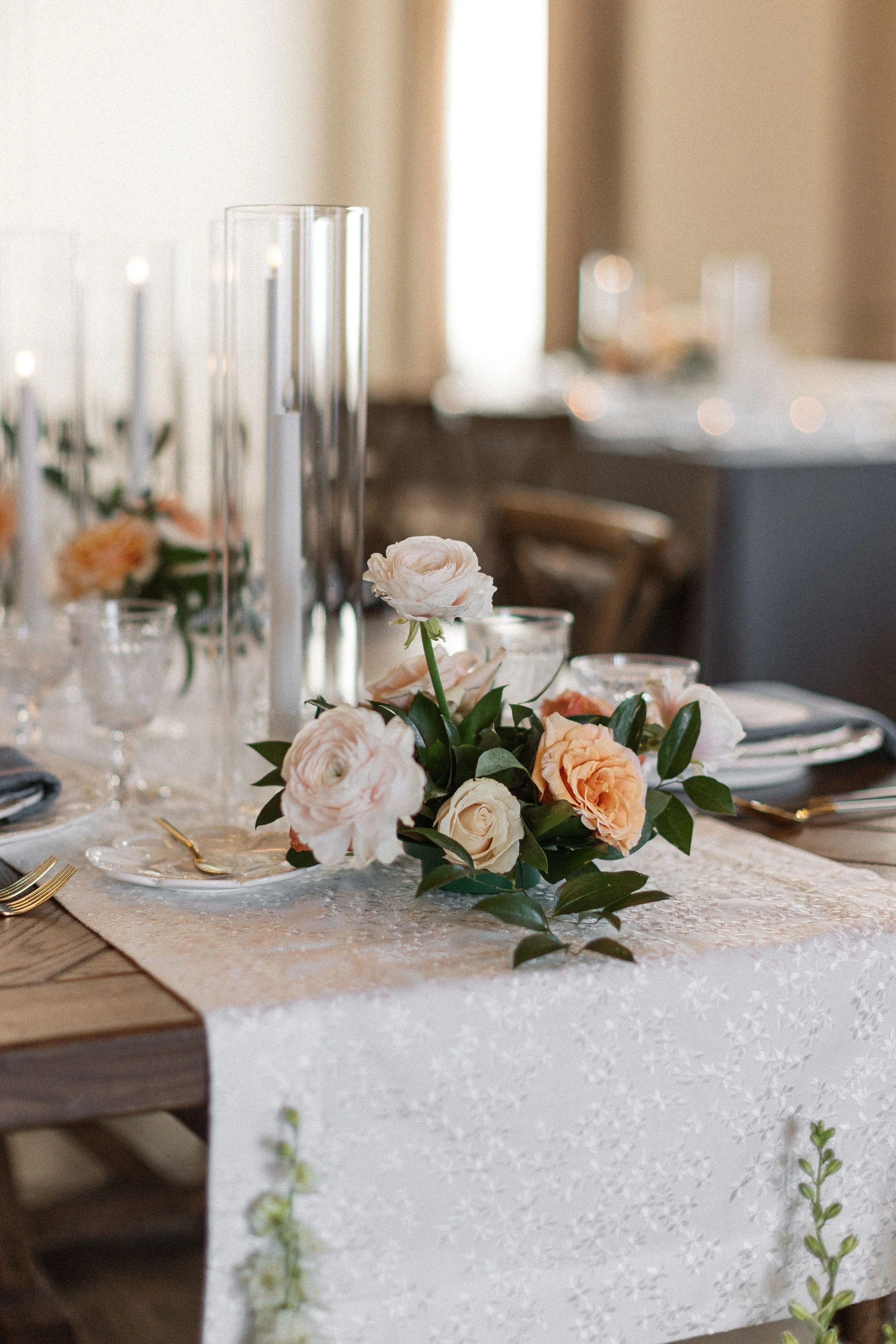 The Hyde Milwaukee wedding reception table