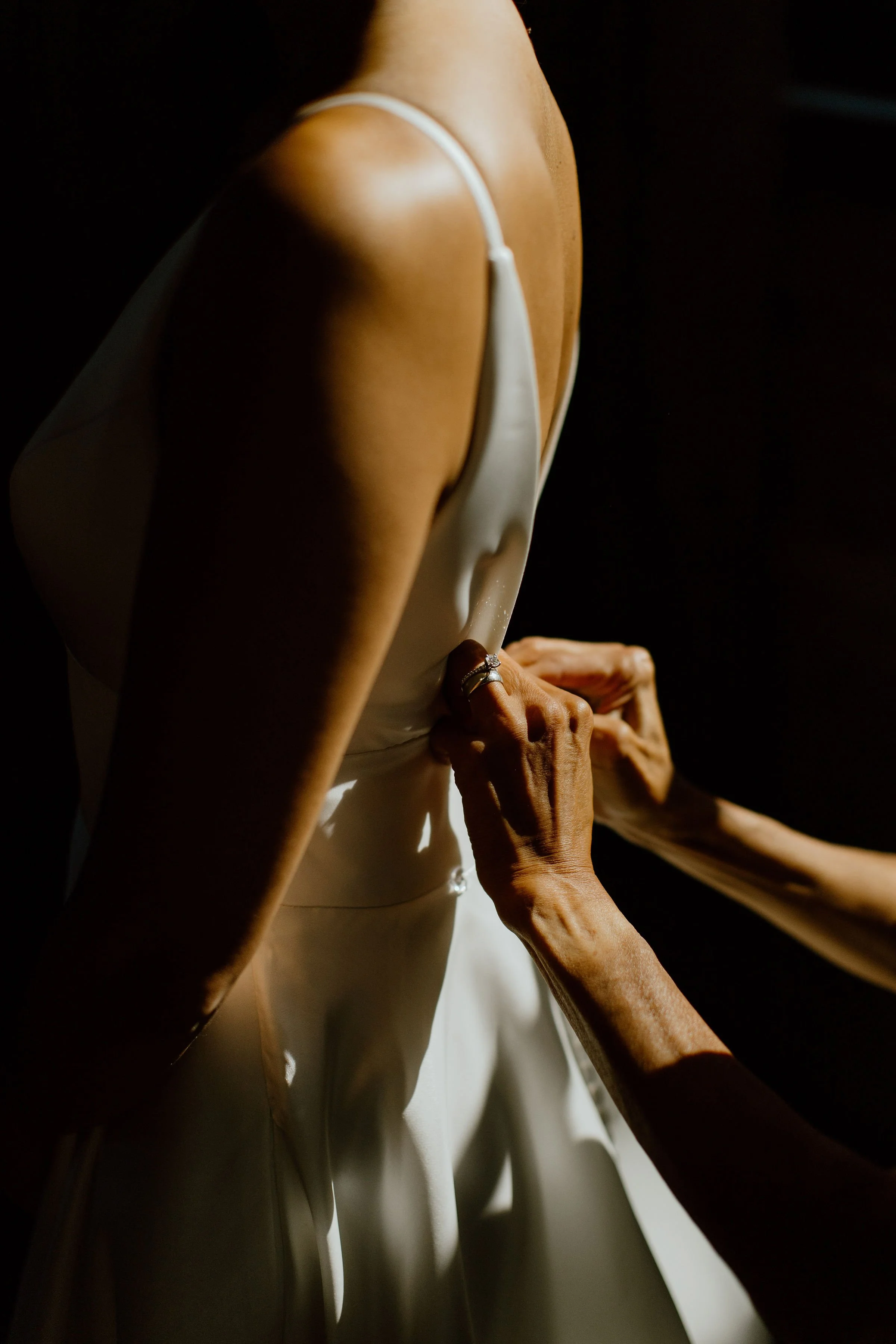 VuWeddingMoSchultzPhotography0088.jpg