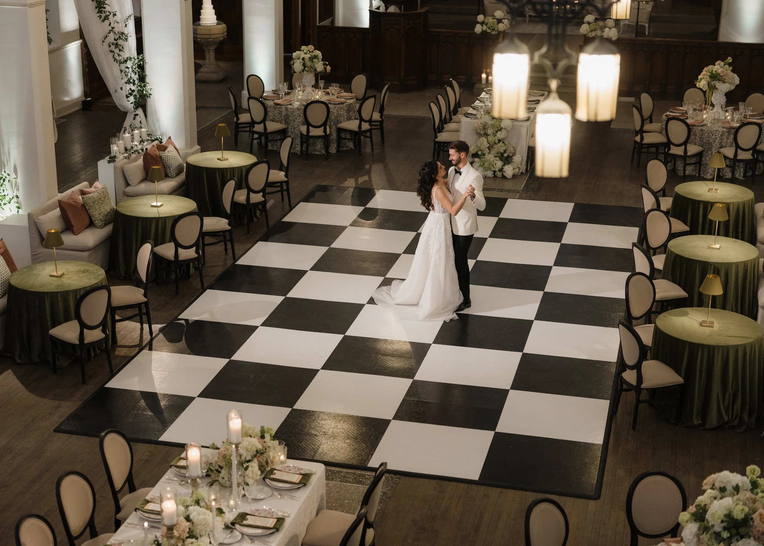 St-James-01-26-Valerie-Halling-125534 (3).jpg