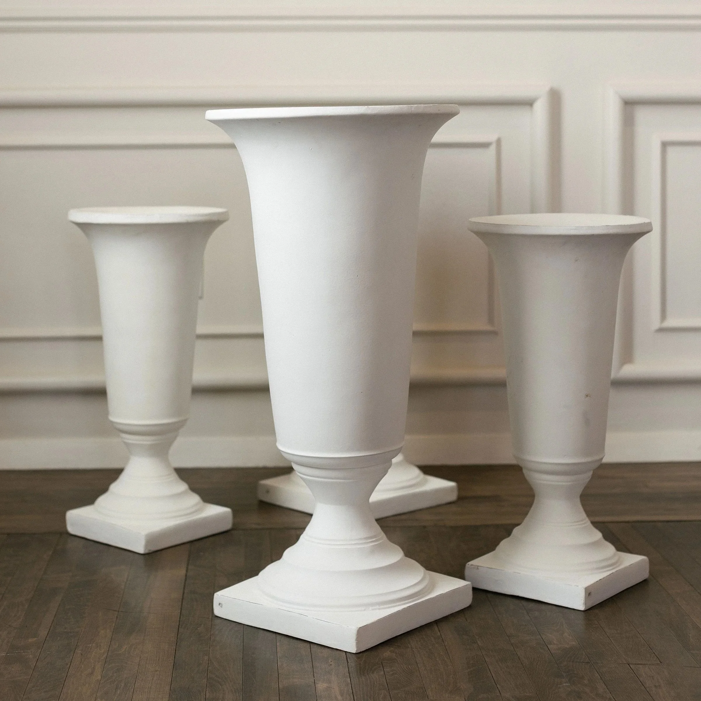 WHITE FLOOR VASE COLLECTION