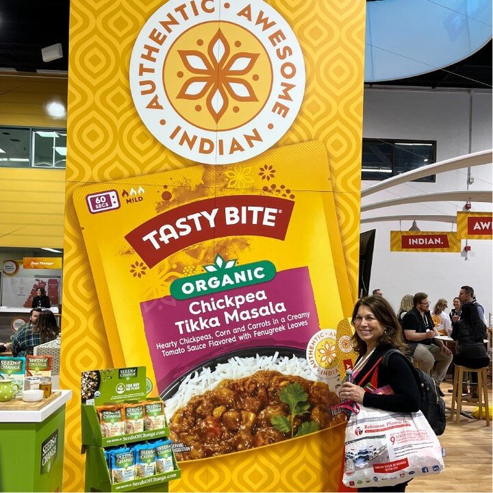 Eileen loved seeing our work for the Tasty Bite booth ! #expowest2023 #expowest #naturalproducts #plantbased #sparkyourpassion #brandingagency #brandingandmarketing #cpg #tastybite @tastybite