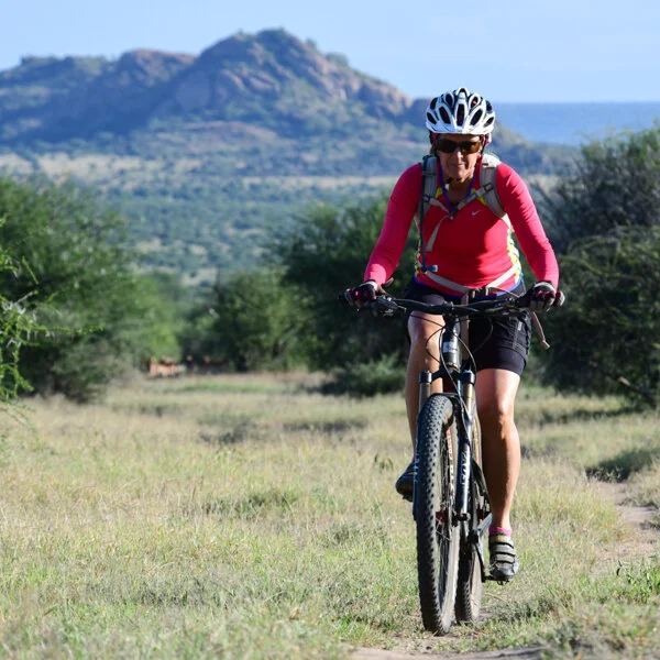 Biking Weekends on Tumaren