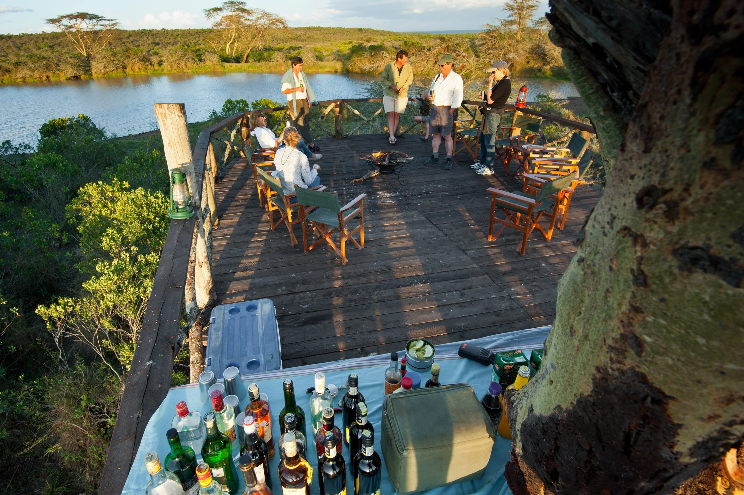 Sosian+Acacia+Dam+Platform+Bush+Dinner.jpg