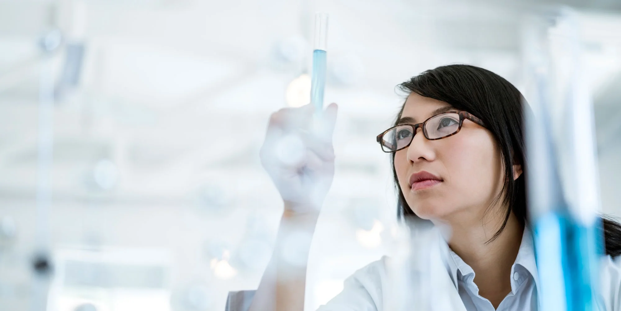 Female-Scientist-16x9.jpg