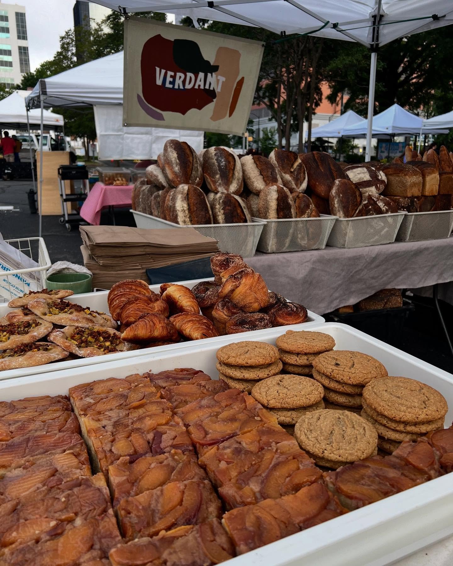 Our markets are our heart 🥰
Thanks @morrisonmacy for these cuties 📸