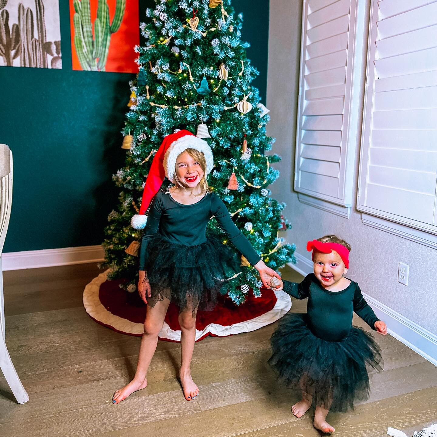 Happy December y&rsquo;all! 🌲Question for elf owners: who named your elf? Ours arrives tomorrow for the first time ever. 😳 

Swipe to see the most wonderful time of the (past) years. 🎶🎄❤️

My helpers have been hard at work decorating trees. Well 