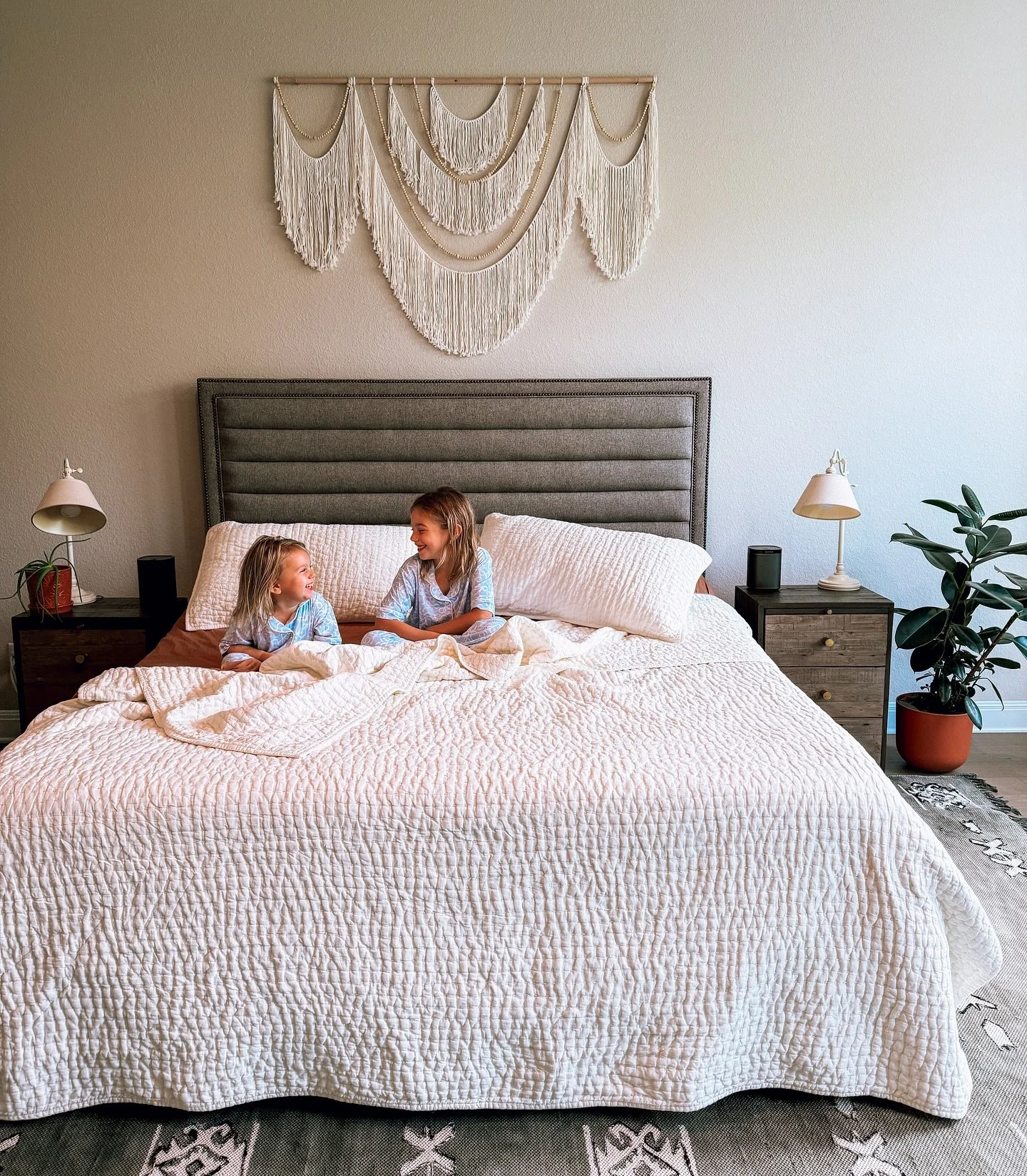 My favorite room just got a bit cozier for fall thanks to @onequince. 🧡 #QuincePartner I am obsessed with the softness and color of these bamboo sheets. Swipe to see the clay color, a before photo, and Trig enjoying the new quilt as much as we&rsquo