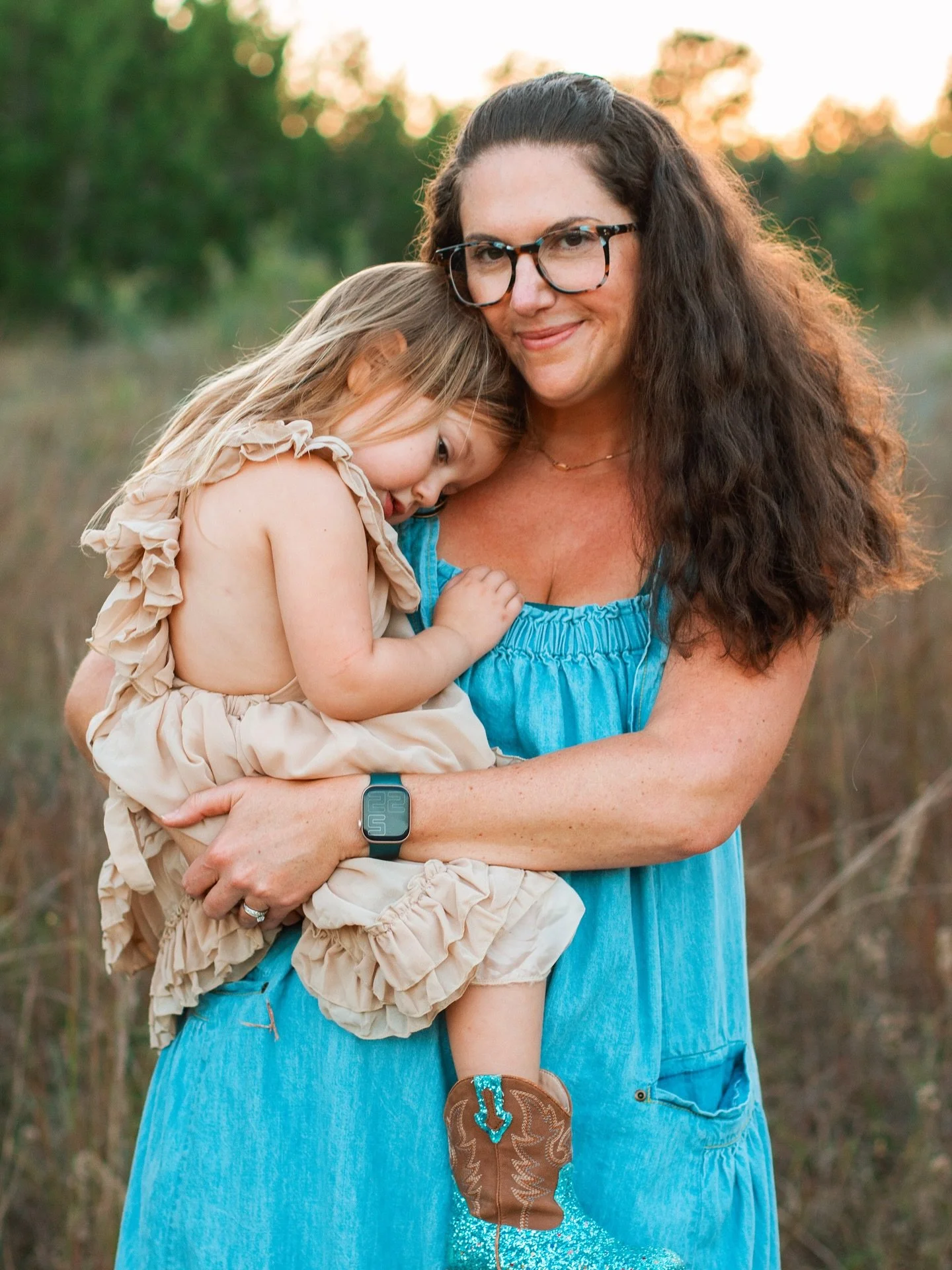 41 trips around the sun. ☀️ Grateful, grounded, and embracing the beautiful chaos of mom life while still figuring it out as I go. This year I&rsquo;m continuing to choose myself a little more so I can show up even better for my family. I encourage y