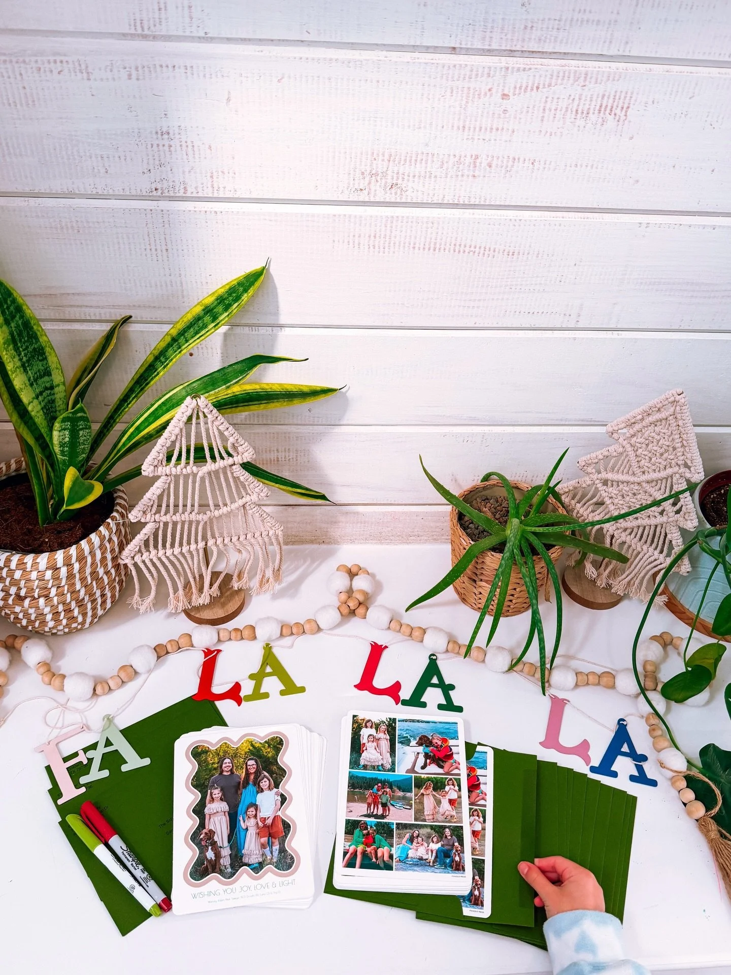 Fa la la la la&hellip; happy Christmukkah! 🎶 @pinholepress has adorable card options for all the holidays. Also the cutest personalized photo gifts for meaningful moments all year long. 📸 🎁 🩵