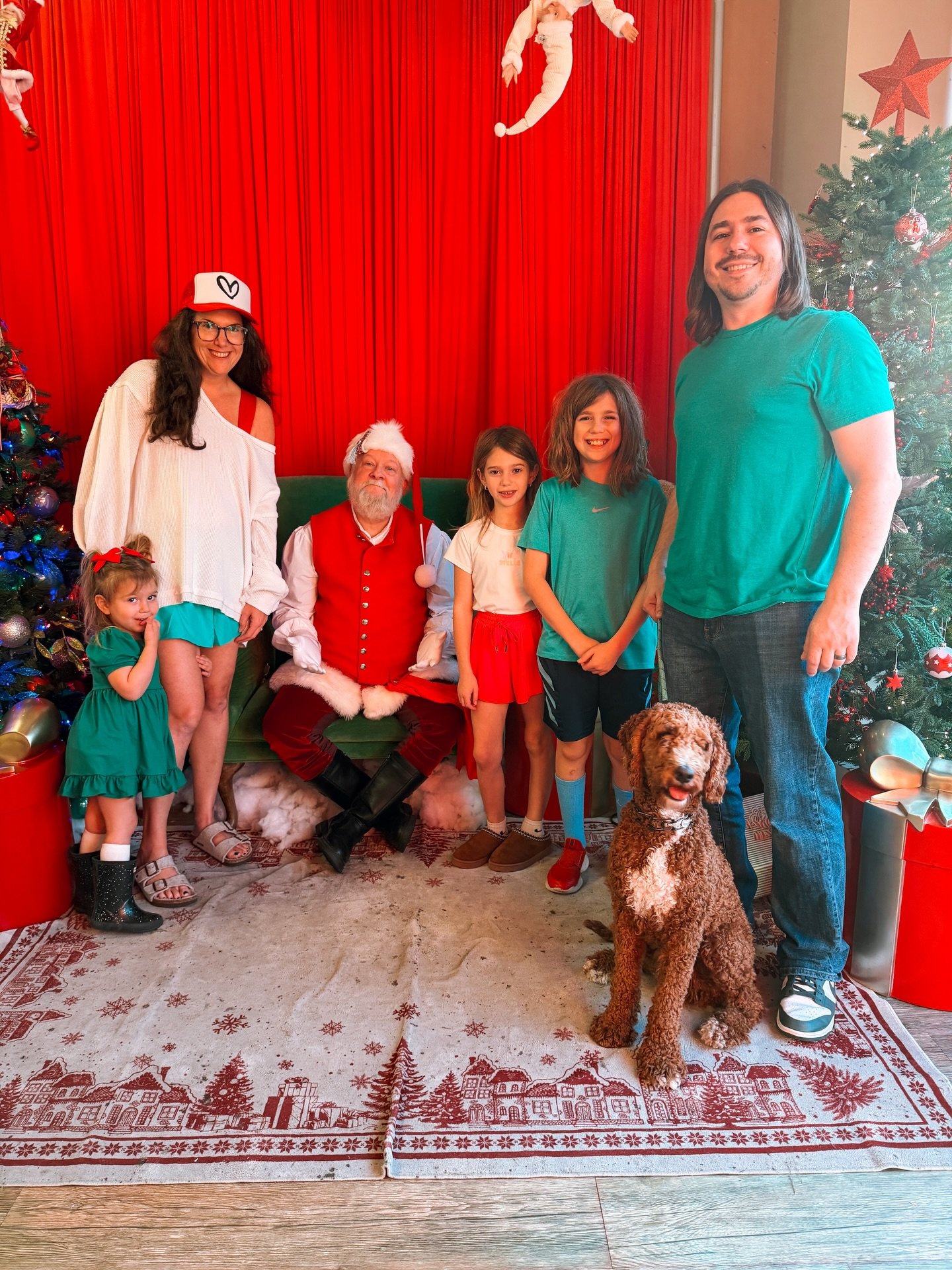 Peace out 2025. ✌🏻 Here&rsquo;s a little winter break photo dump of chaos and cozy moments. Thanks for being here this year. 🩵 See yall in 2026.