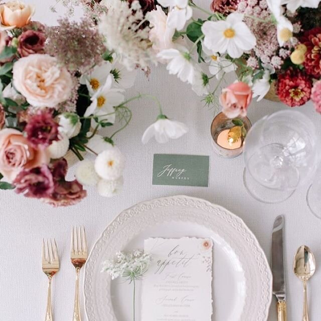 Ready for some pretty things happening this weekend! Also, who is pumped about being able to have 10 people gather together at one time?! 🙋🏻&zwj;♀️
#wedding #weddingvenue #eventvenue #grandrapidswedding #grandrapidsmi #weddingplanner #tablescapes #