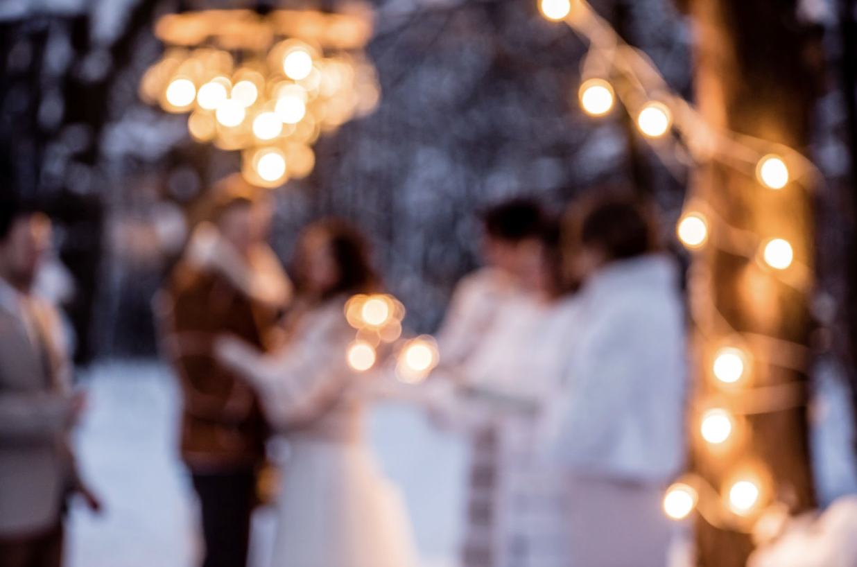 winter weddings in Michigan​