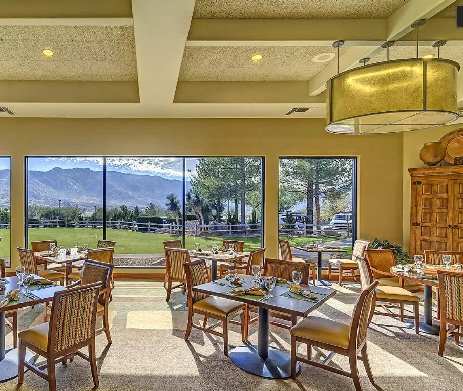 Diningroom.jpg