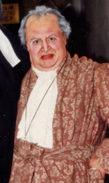 Dr. Bartolo