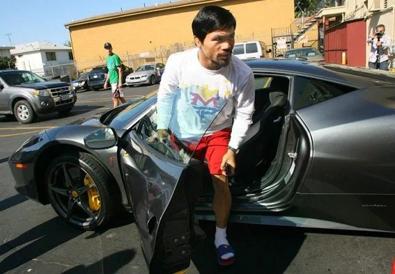 manny-pacquiao-ferrari.jpg