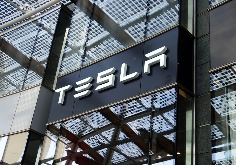 Tesla sign.jpg