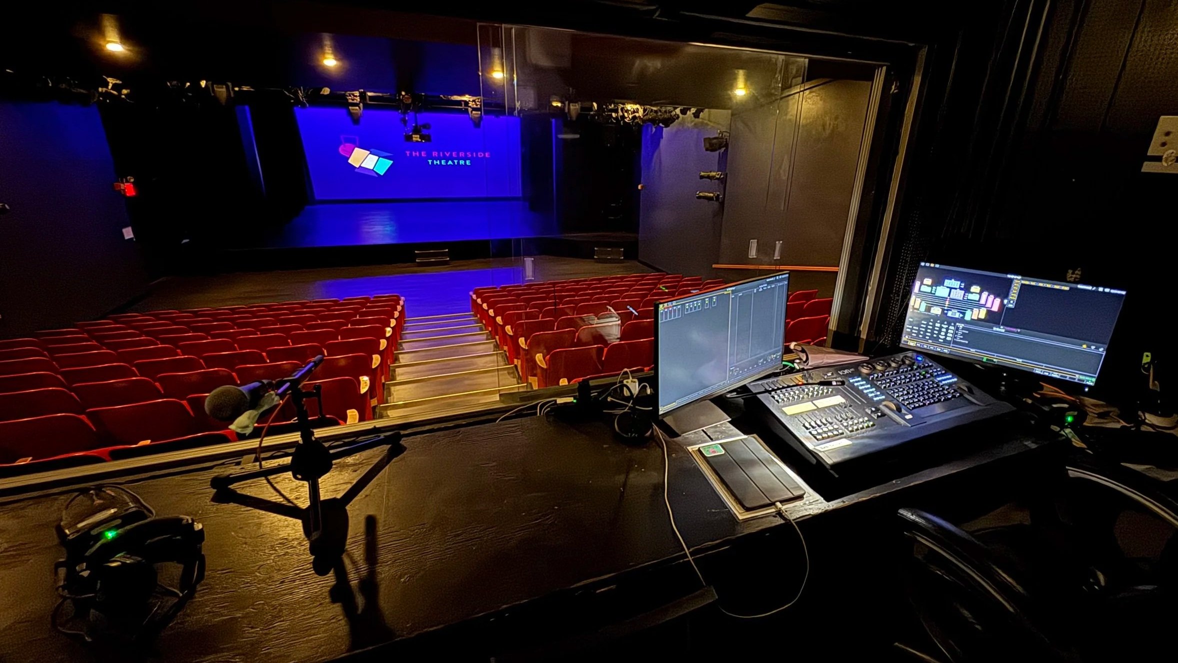 lighting booth.jpeg (Copy)
