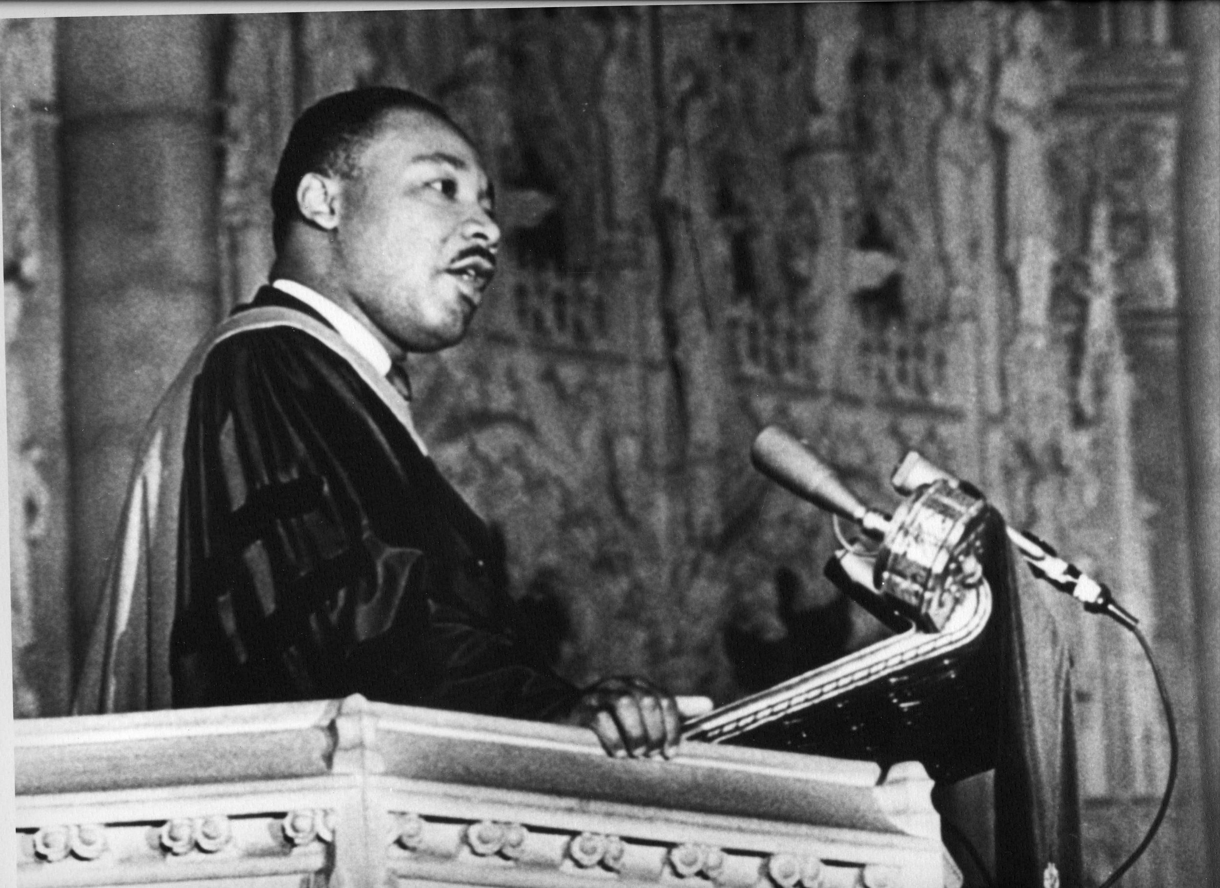 King, MLJrpulpit300.jpg