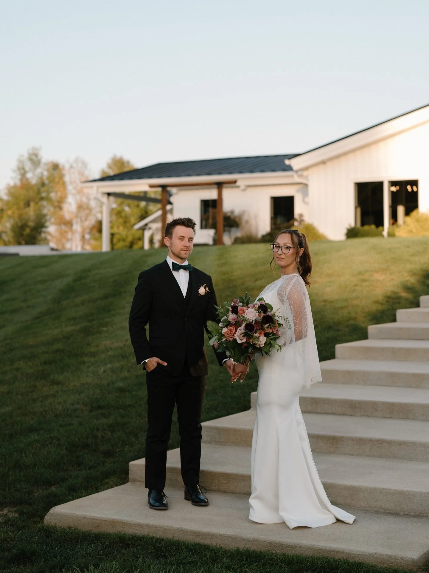 Sunset with Emma &amp; Rocco

Just a glimpse into this amazing day✨

Venue: @the_sixpence 
Florals: @stemsandpetalsplainfield 
Coordinator: @a.simple.planner 
Makeup: @blackswanbeautyindy 
DJ: @tracksevendj