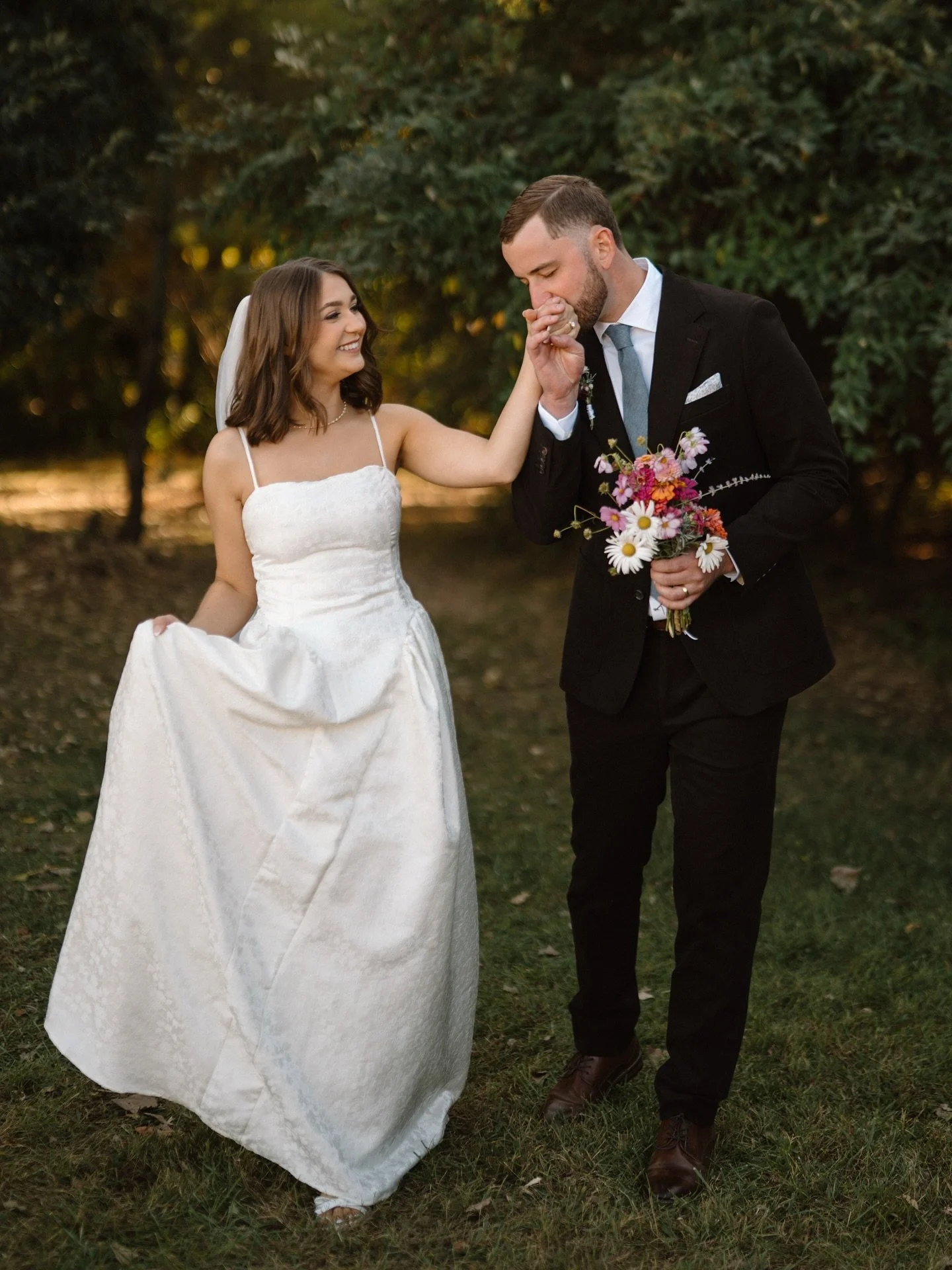 Ana &amp; Nick✨
October 11th, 2025

Married in the woods of their backyard, Ana &amp; Nick said &ldquo;I do&rdquo; in front of their closest friends and family! Such a gorgeous fall day celebrating the new Mr &amp; Mrs ✨