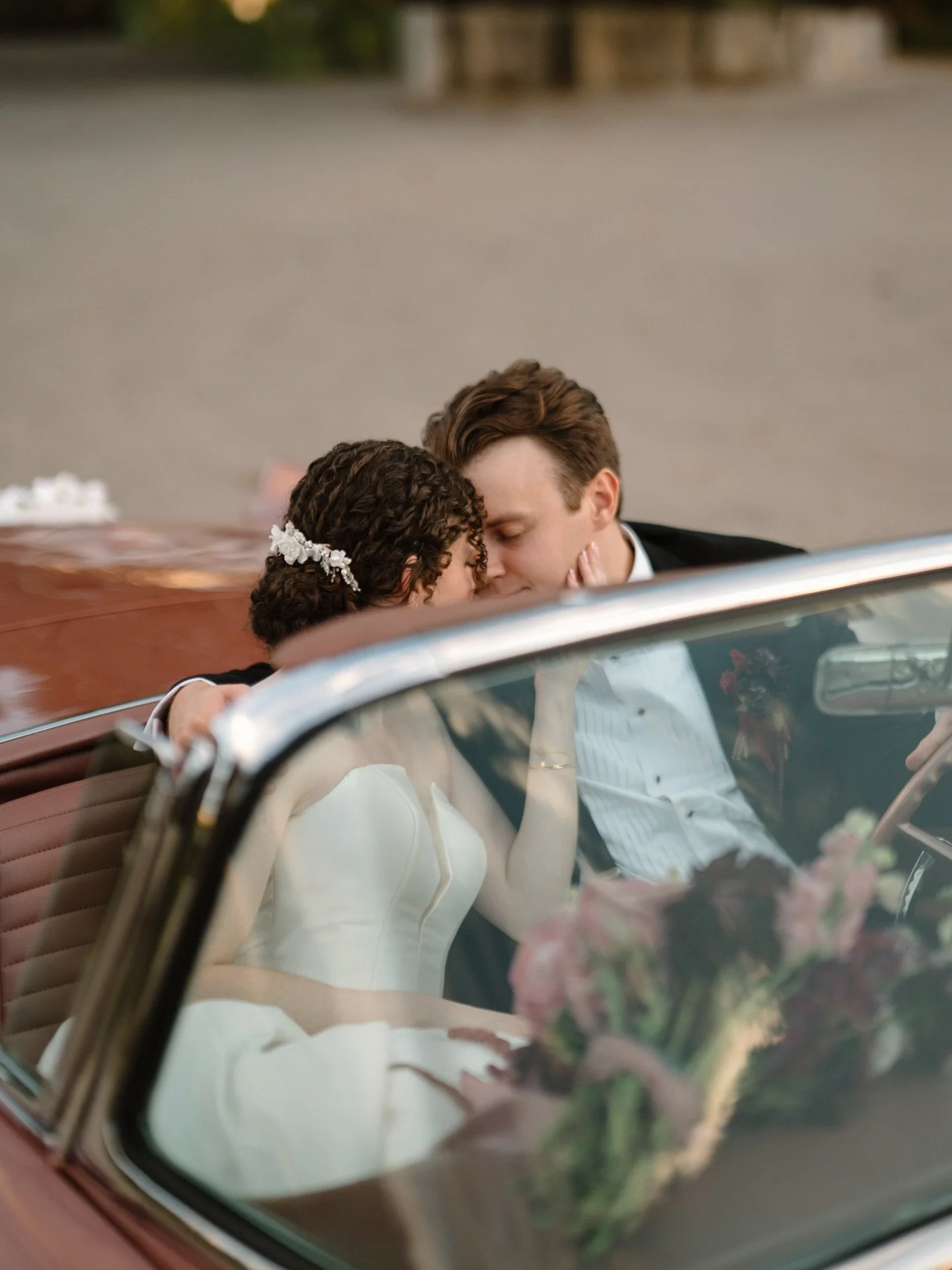 10 min getaway with the Addingtons ✨

Fell in love all over again after delivering their full gallery. So many beautiful fall weddings this year, can&rsquo;t wait to keep sharing all of the amazing moments.