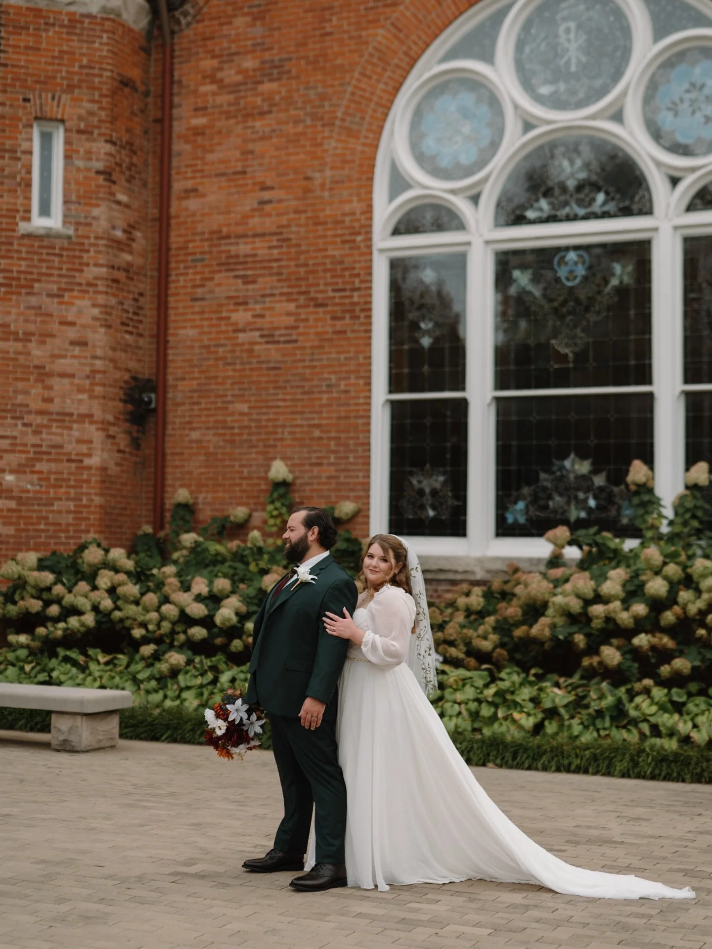 Colorful fall wedding day celebrating Lexi &amp; Jesse✨