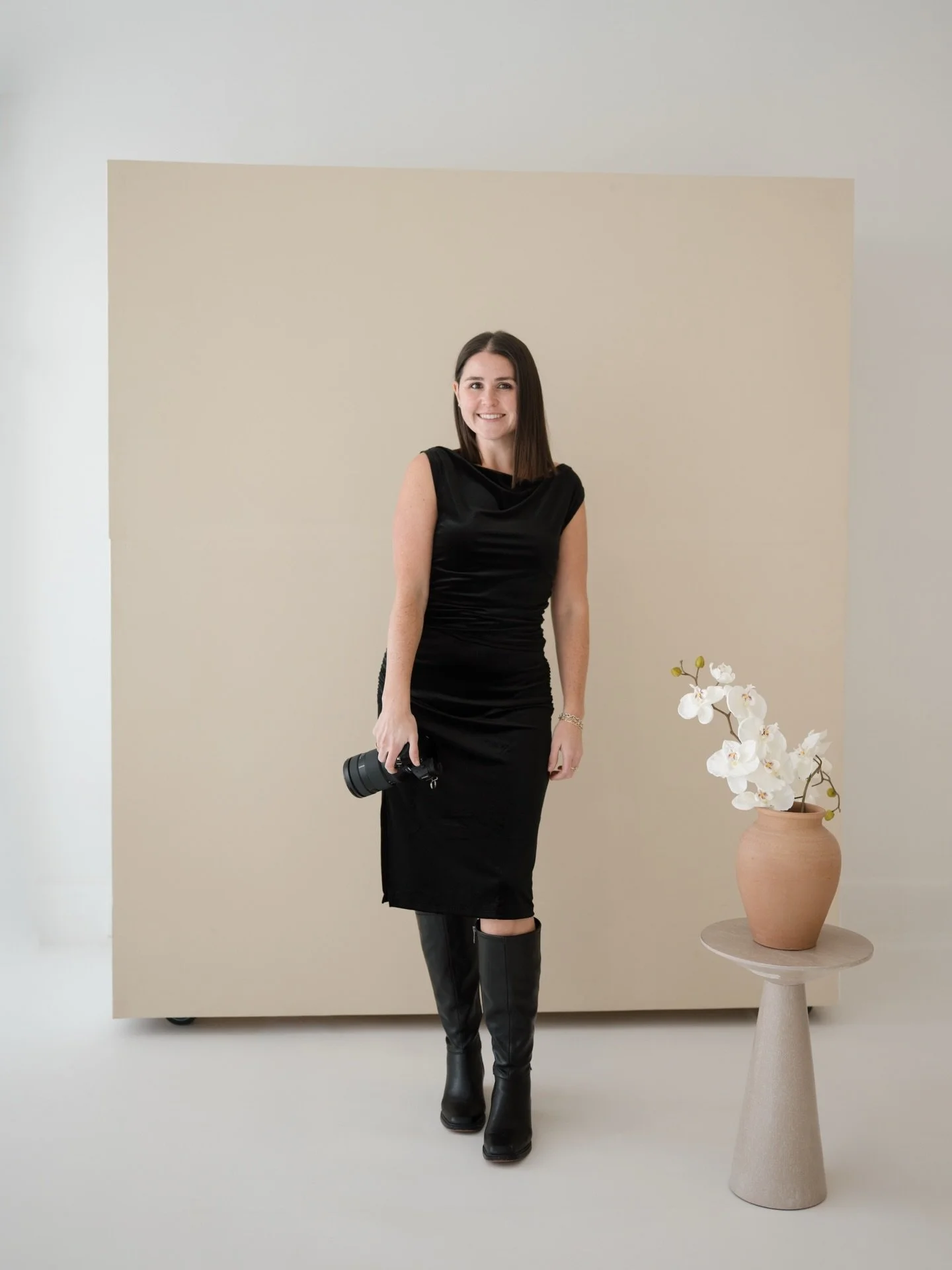 New headshots to celebrate turning 31✨

From celebrating in Iceland with my love to dinner with friends drinking margs, I have felt so special &amp; full of anticipation for what 31 has to bring. 

Lots of amazing projects planned for this year, exci