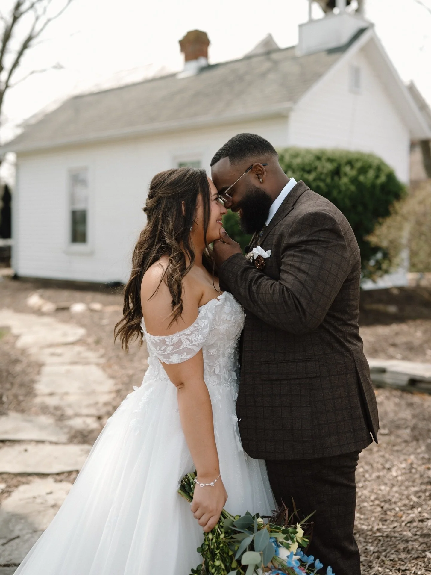 Samantha &amp; Kenny ✨
April 3rd, 2026

Kicked off my 2026 wedding season celebrating the new Mr &amp; Mrs Thomas! This was extra special because I got to witness a camp friend marry the love of his life in-front of their daughter, family, &amp; frie