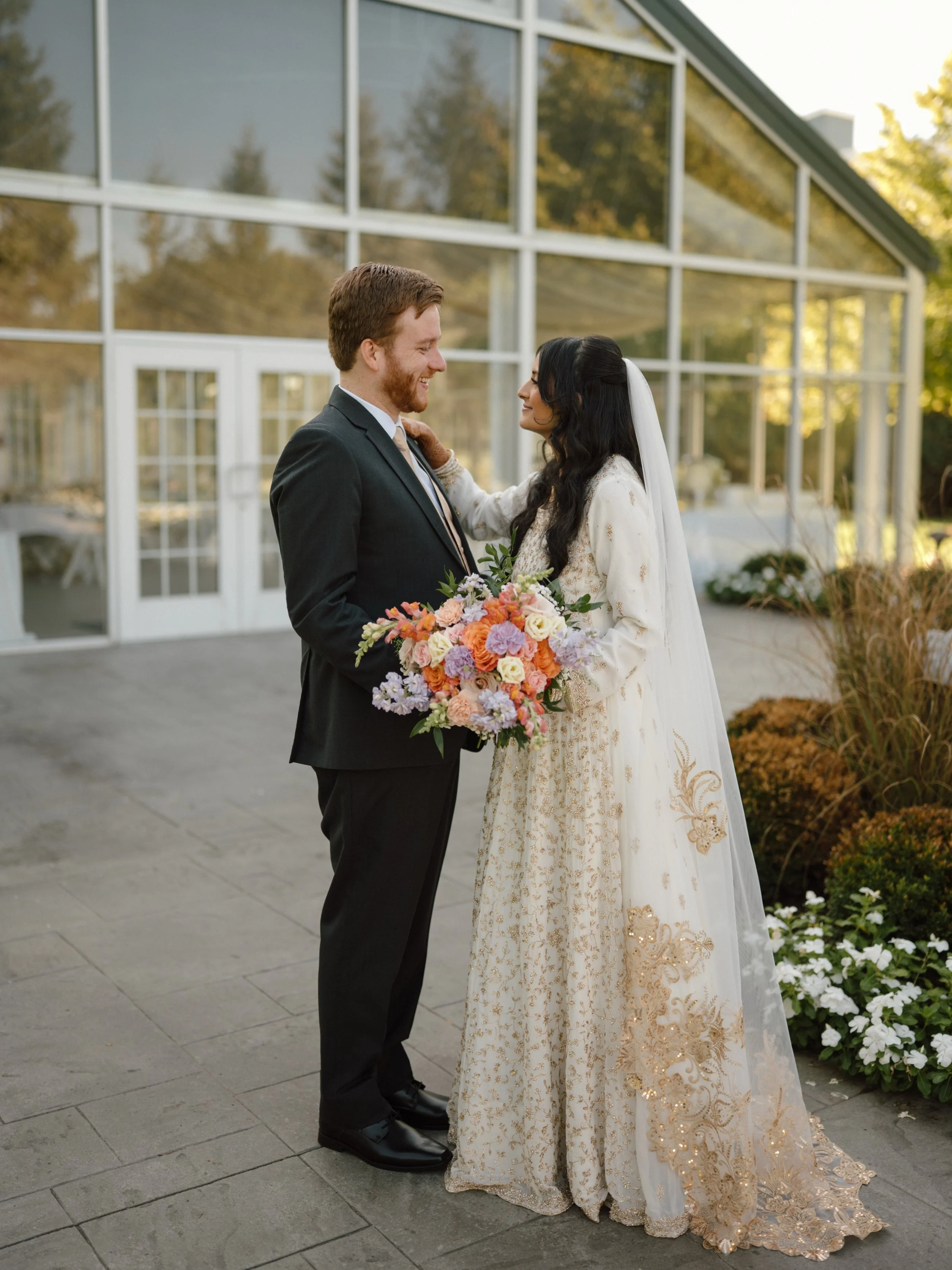 Pt 1 of the amazing wedding weekend celebrating Anjali &amp; Gavin ✨

Venue: @ritz_charles 
Flowers: @flowerboysindy 
Beauty: @blackswanbeautyindy 
DJ: @completeindy 
Video: @rednightvideos