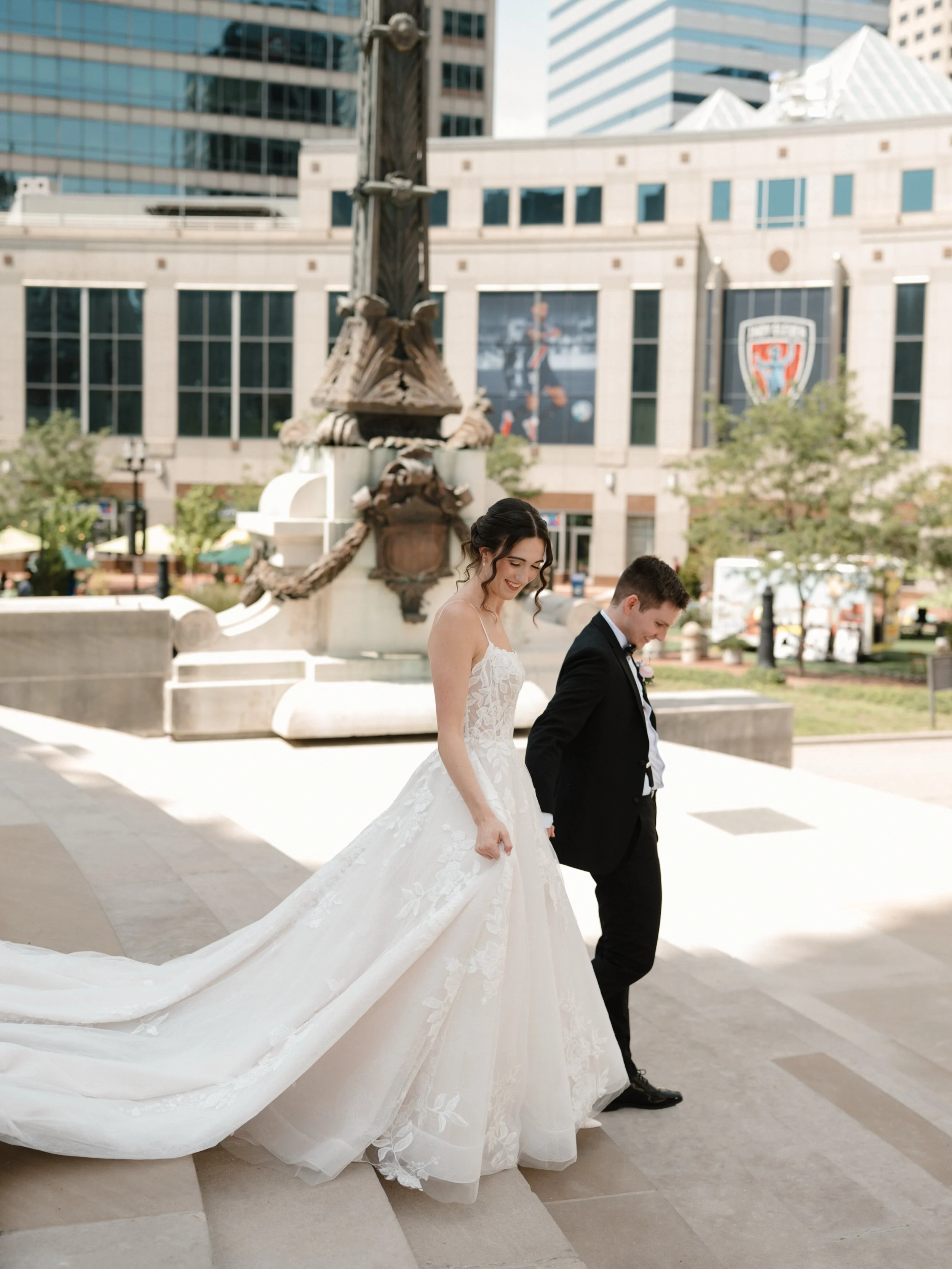 Megan &amp; John ✨
August 29th, 2026

Venue: @tinkerhouseevents 
Florals: @flowerboysindy 
Glam: @blackswanbeautyindy 
Dress: @mariegabrielcouturebridal 
Catering: @jacquies_gourmet_catering 
Band: @bluewaterkingsband