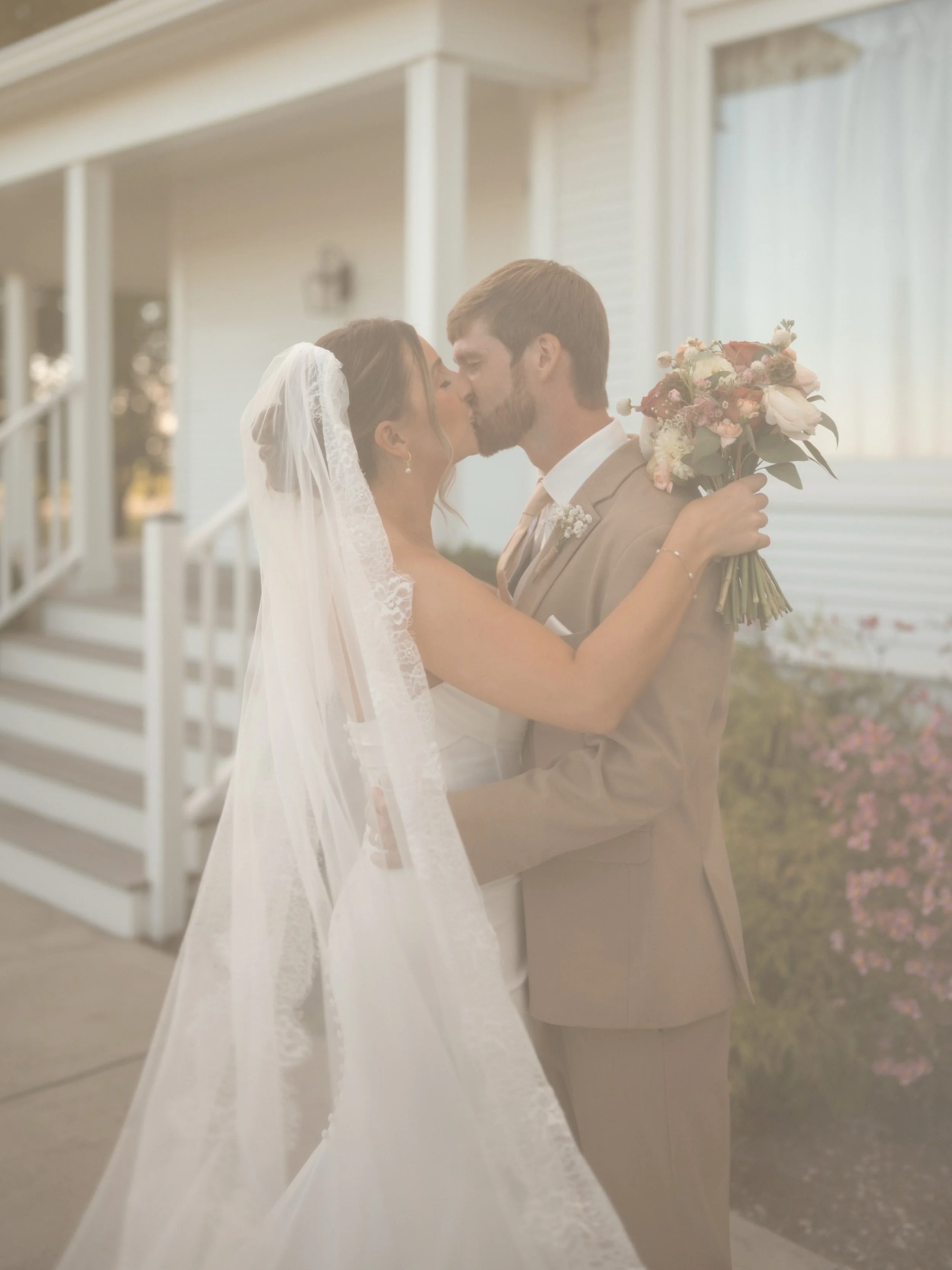 Annabelle &amp; Marcus ✨
September 26th, 2026

My most requested wedding date to photograph by far this year was September 26th! Glad I got the opportunity to capture the new Mr &amp; Mrs Patterson! 

Venue: @dappledwillowindiana 
Florals: @marketno.