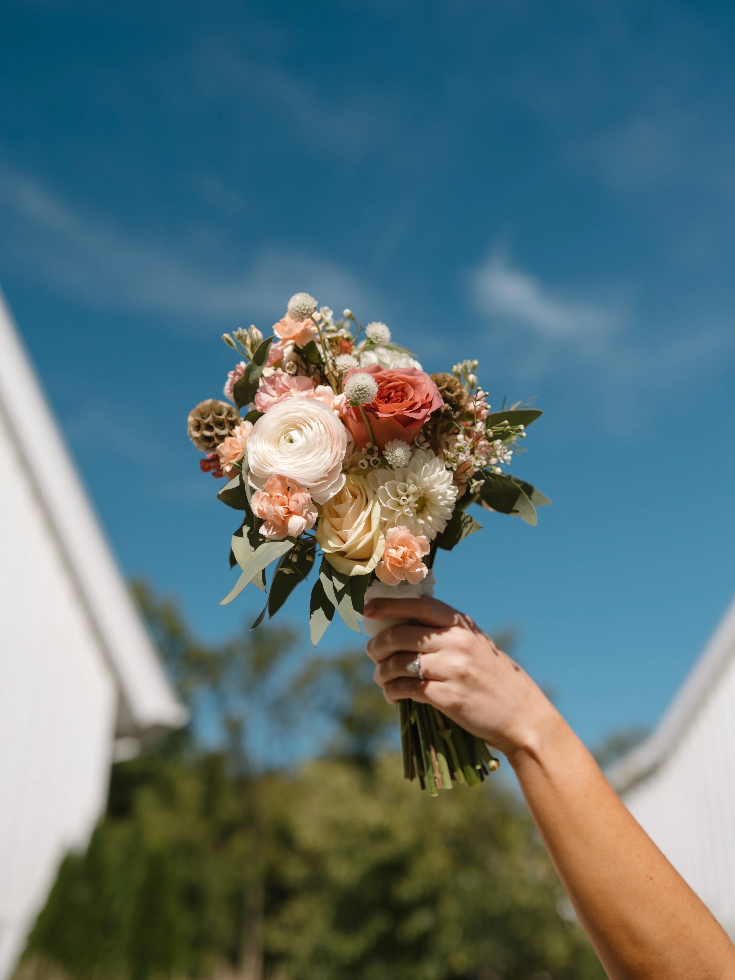Leaves changing colors signify the start of things beginning to slow down 

Only 6 weddings left of my 2026 season ✨ ready to serve these last few with the same gusto and excitement as the first ones