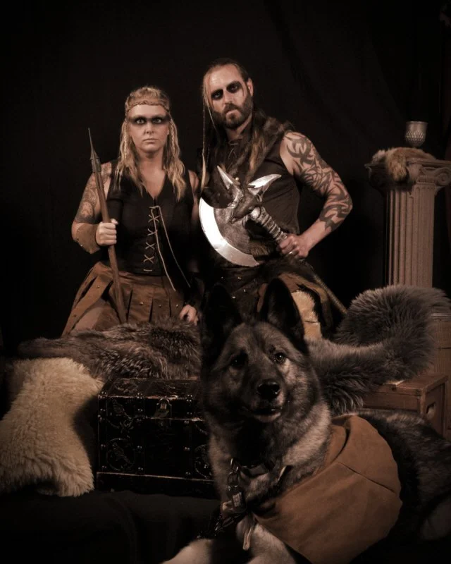10-1-23 ed vikings and dog.jpg