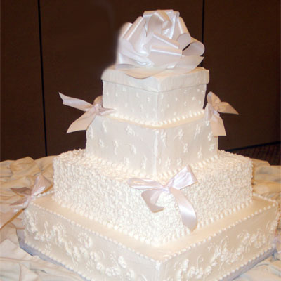 white bow cake.jpg