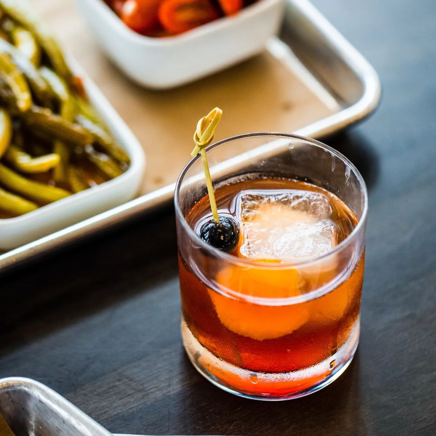 We're excited to welcome @jbarmbbq, @gettoastedhtx, &amp; @nobieshtx in our efforts to continue helping our neighbors in Uvalde. 

Stop by and have an Old Fashioned at participating Houston Old Fashioned Week locations to make a difference, today.