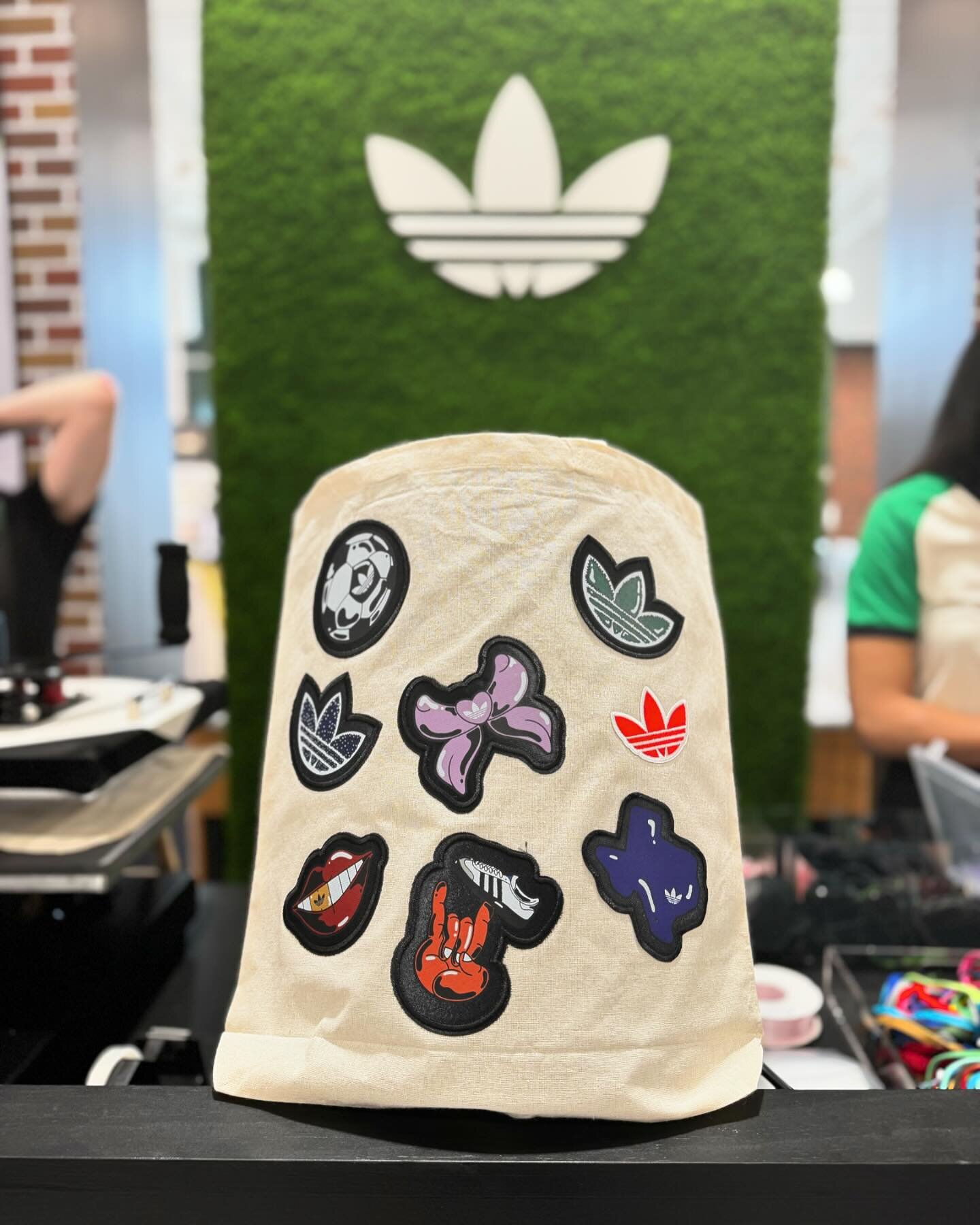 Took part in this weekend&rsquo;s @adidas block party customizing tote bags with Texas themed patches. The full experience also had a live muralist, custom shoe laces, and a stylist onsite. 
.
.
.
#brandactivation #brandactivations #brandexperience #