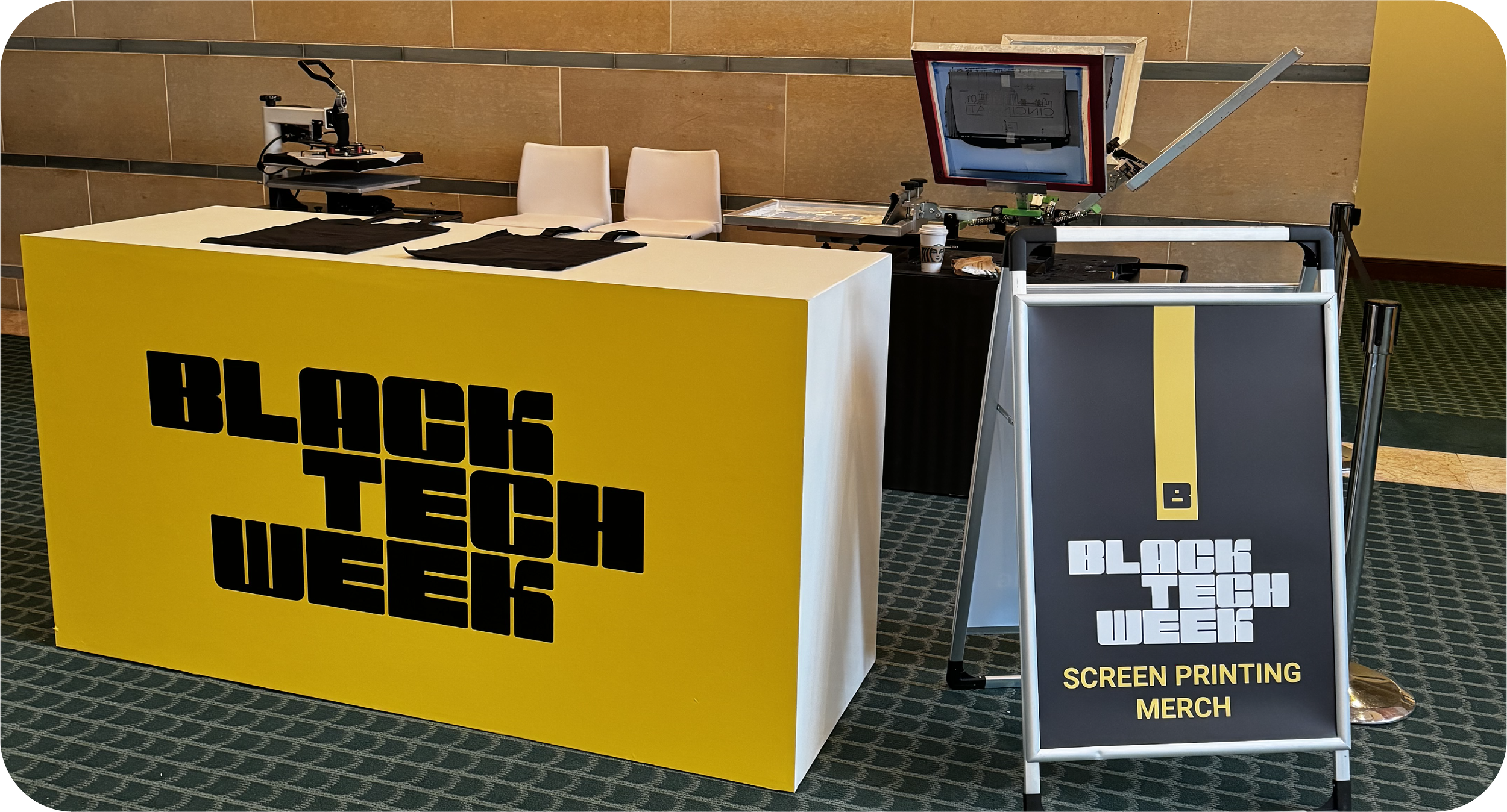 website-live-screen-printing-hero-blacktechweek.png