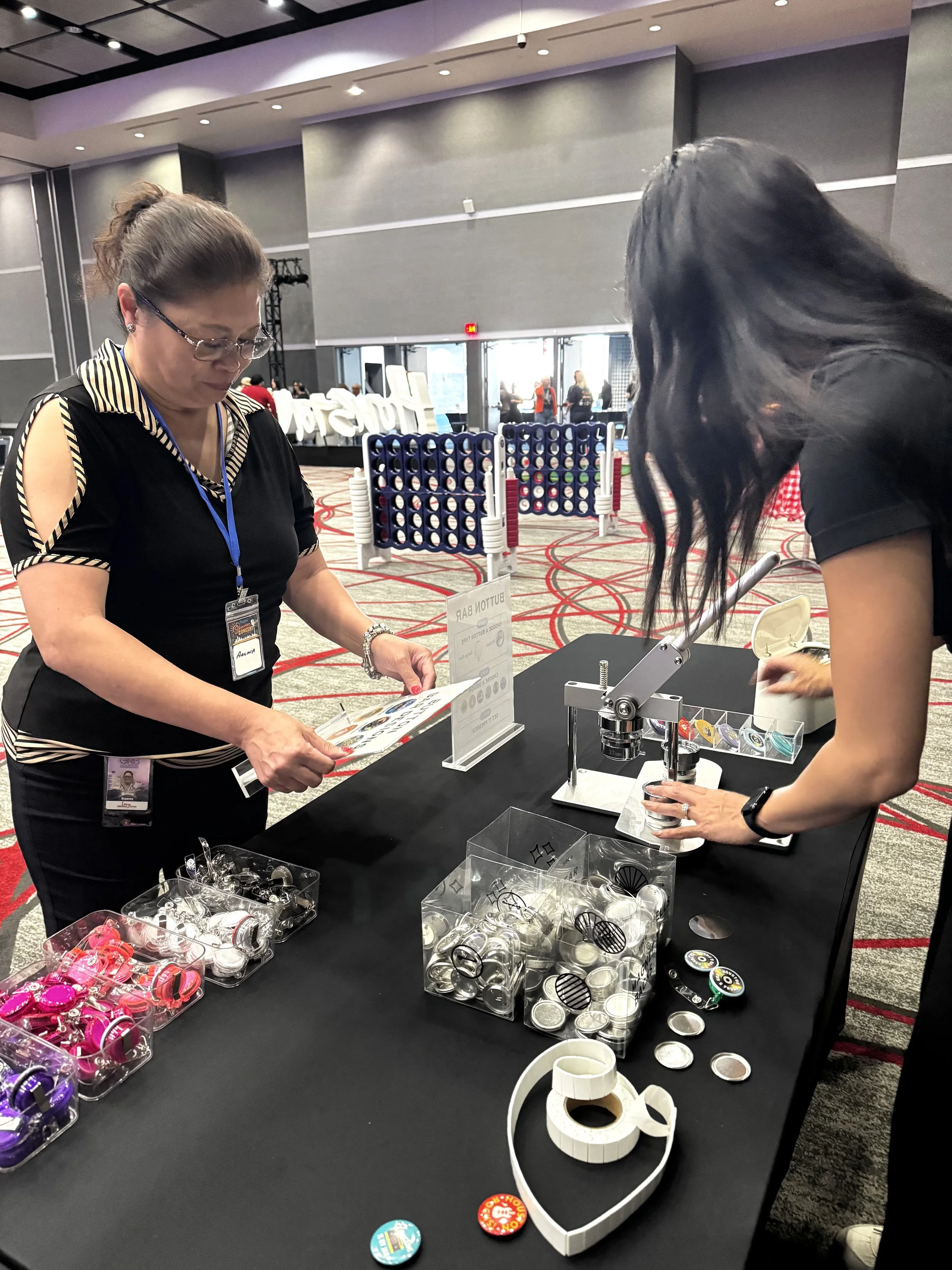 Guests can choose from 6 different designs and if they wanted a button or a badge reel