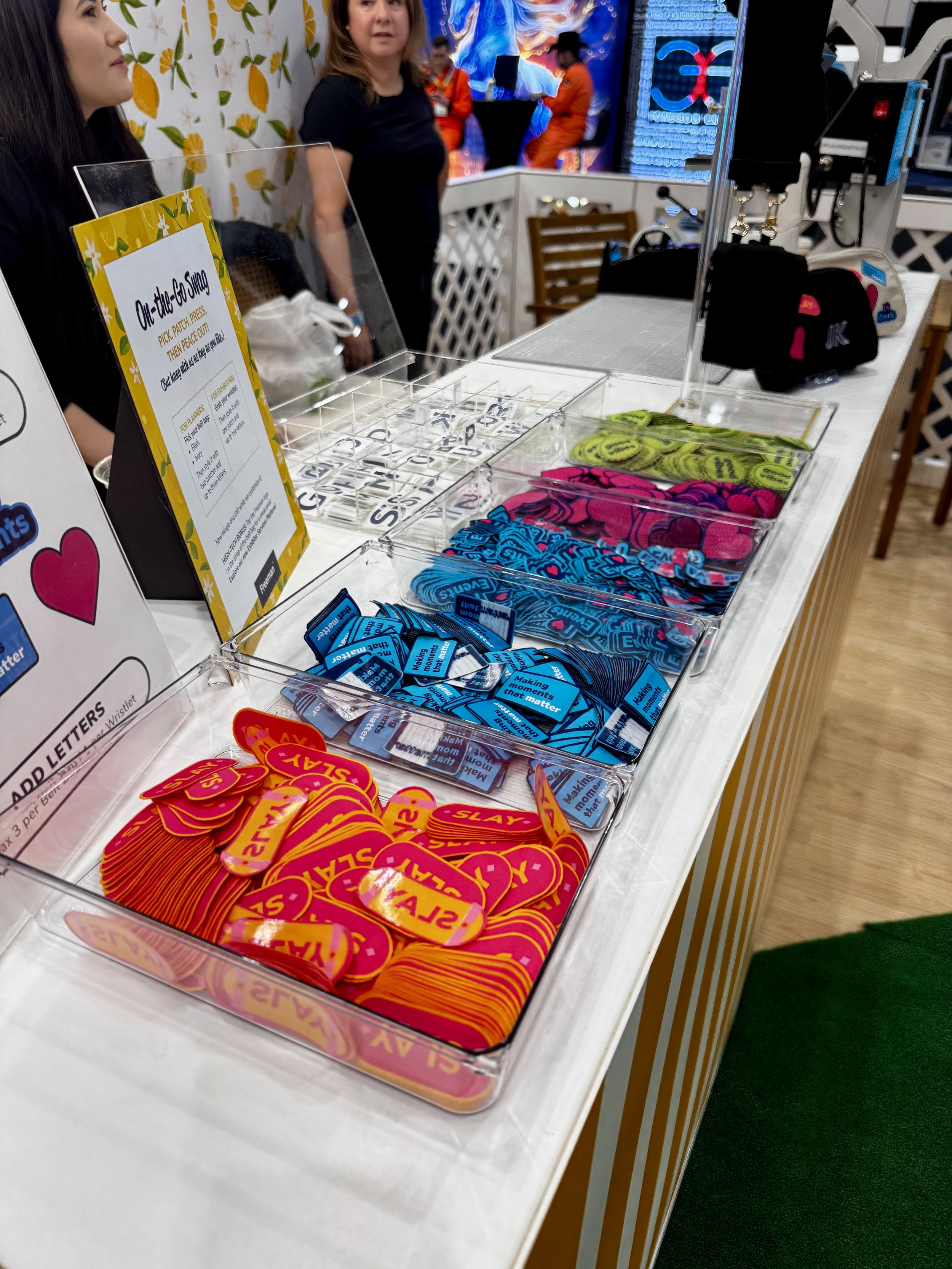 Gorgeous bright colors draw in your eyes and create an item everyone wants to have