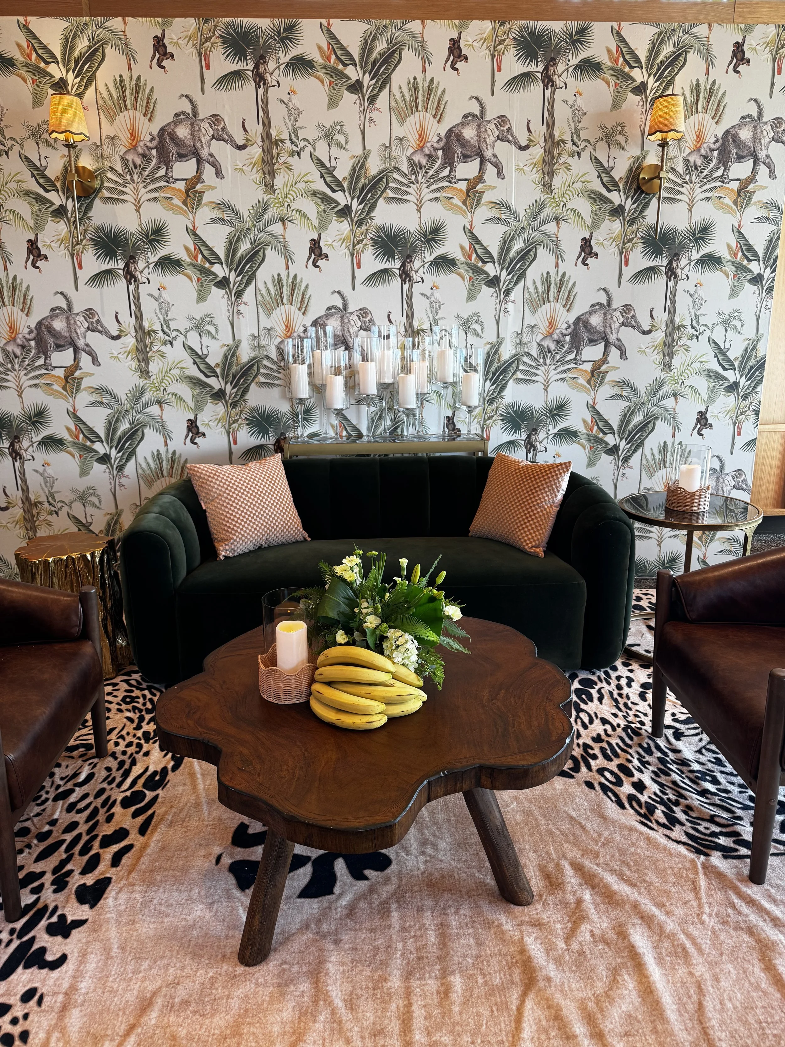 Lounge area for Kirkland & Ellis associates and guests can chat and relax
