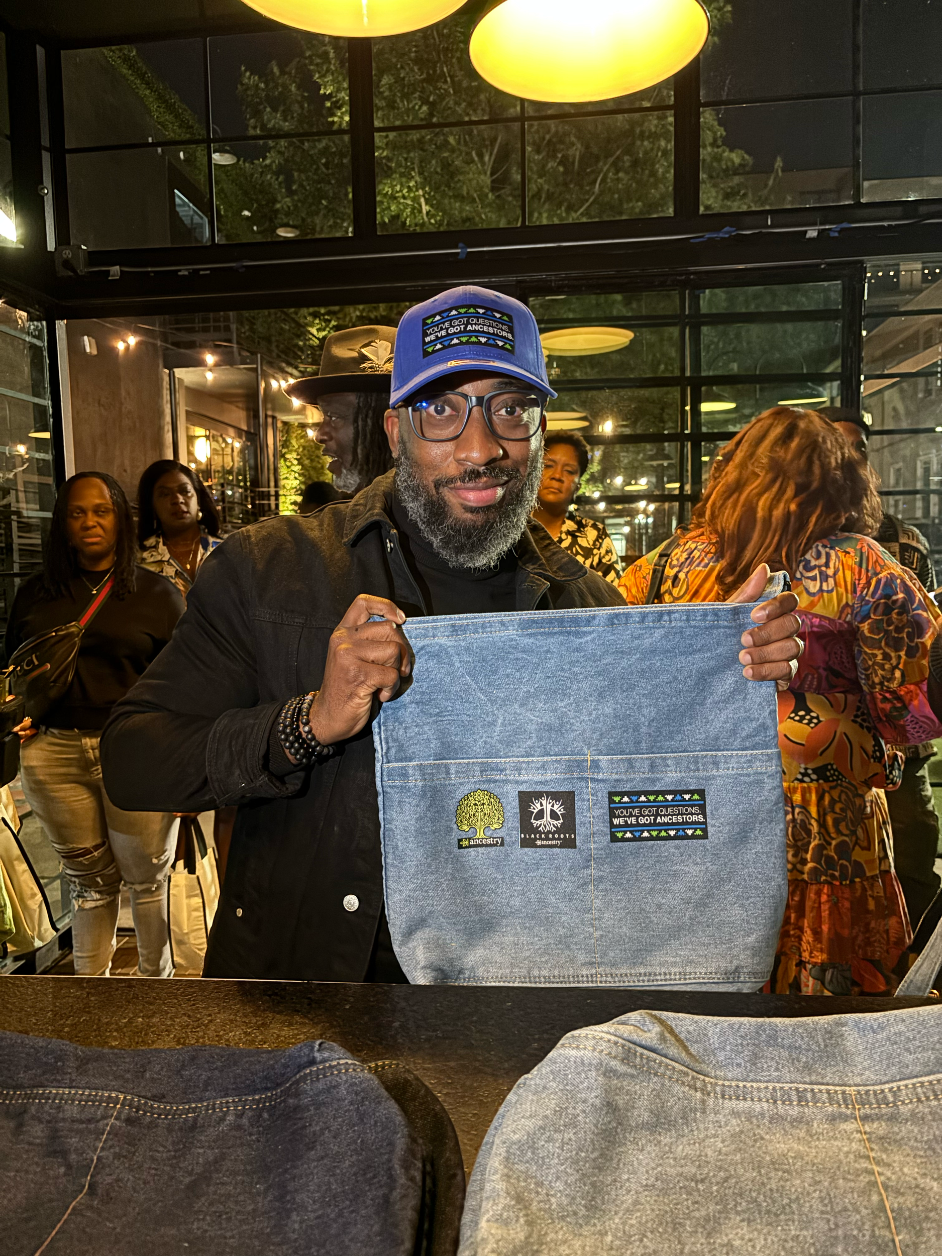 Live heat pressing activation patch bar denim tote bags