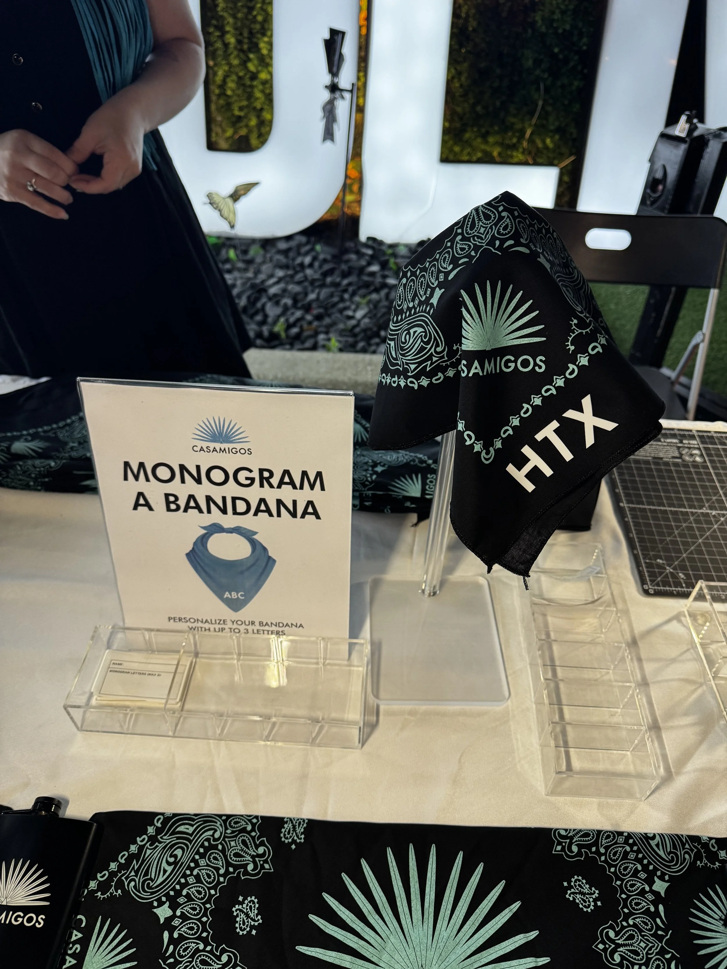 Vida Garden, monogramming activation nightlife mode